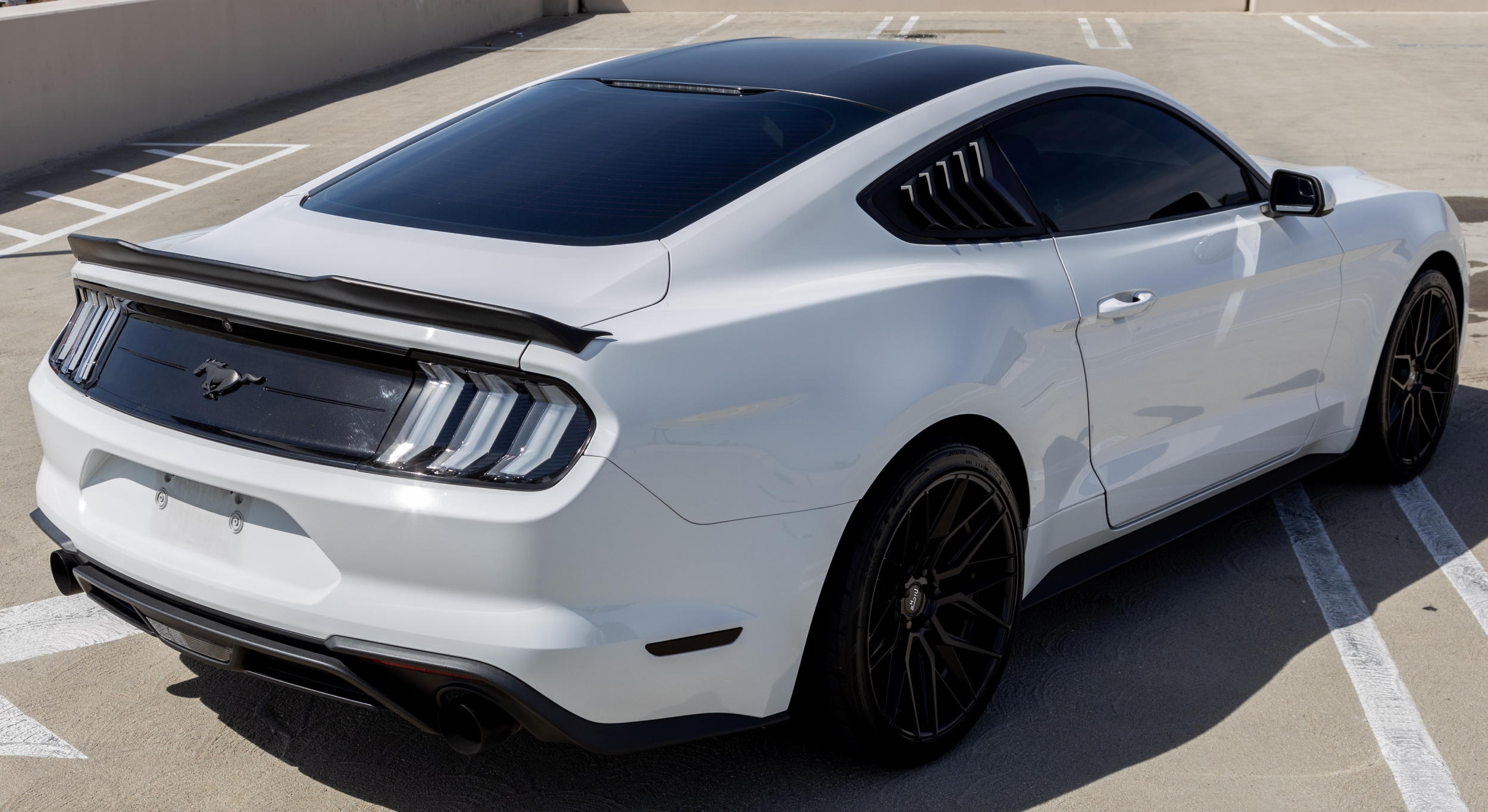 Winjet RENEGADE TAIL LIGHTS CTRNG0680-GBC