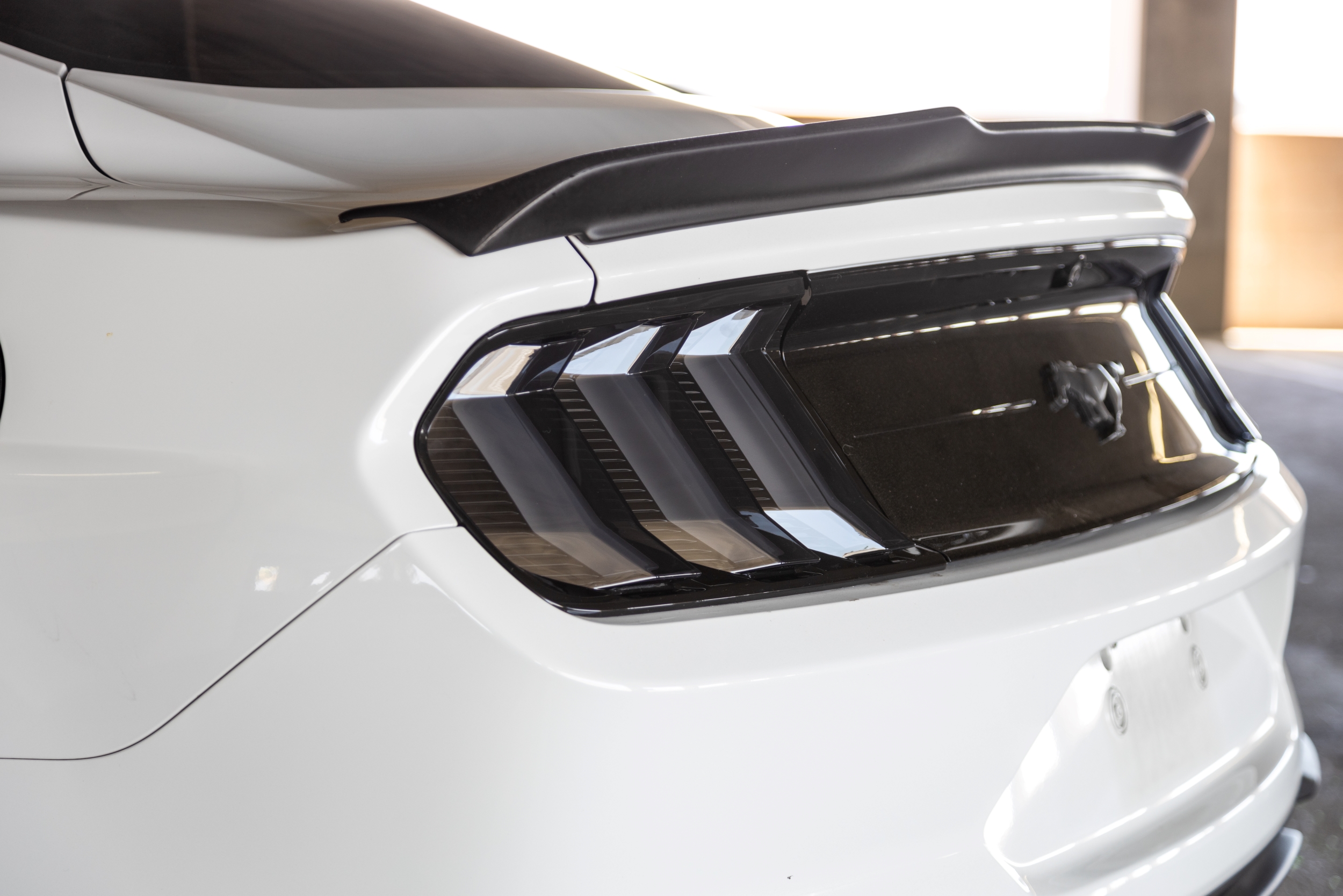 Winjet RENEGADE TAIL LIGHTS CTRNG0680-GBS