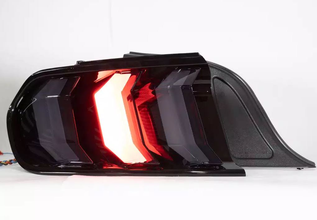 Winjet RENEGADE TAIL LIGHTS CTRNG0680-GBS
