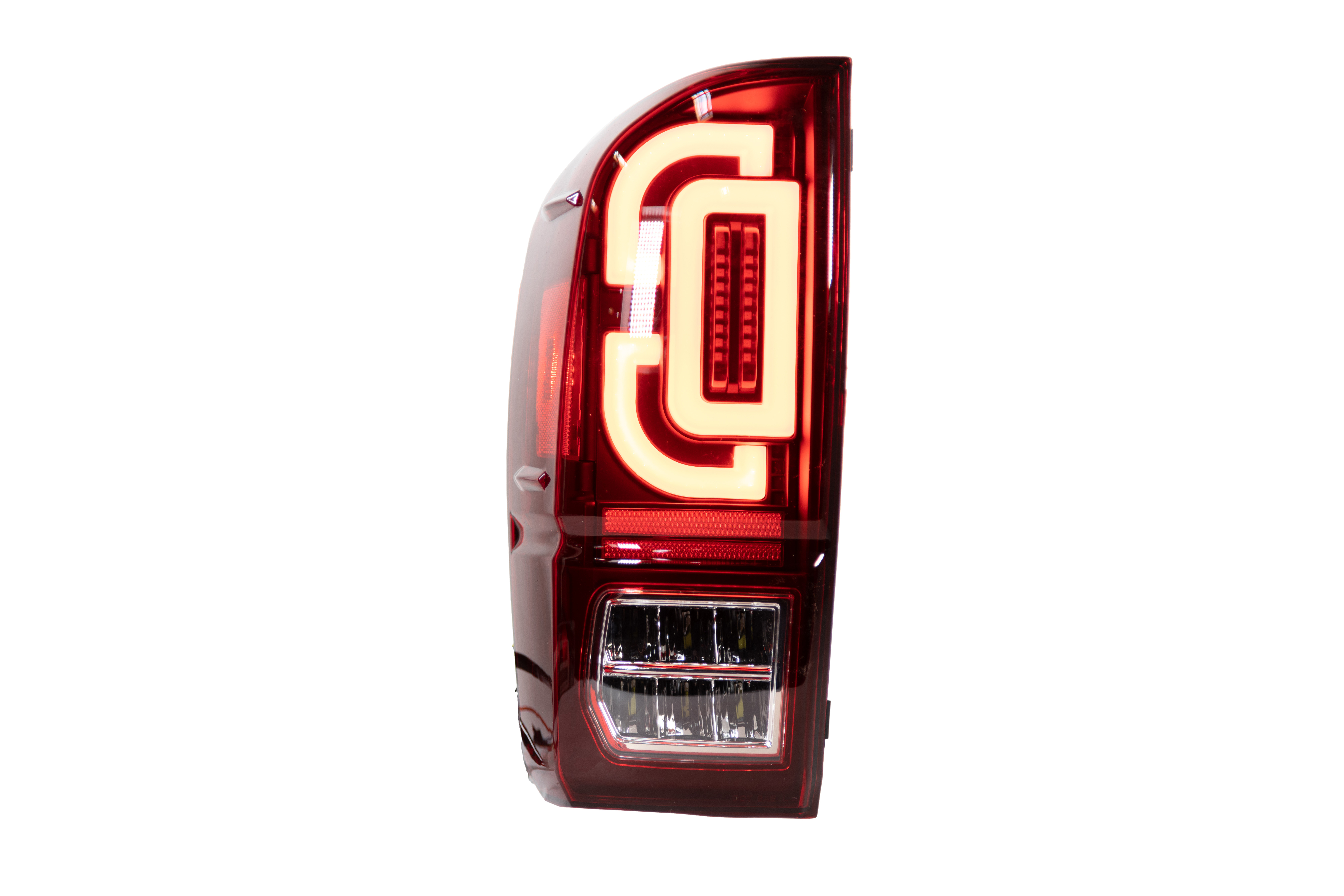Winjet RENEGADE TAIL LIGHTS CTRNG0685-BR-SQ