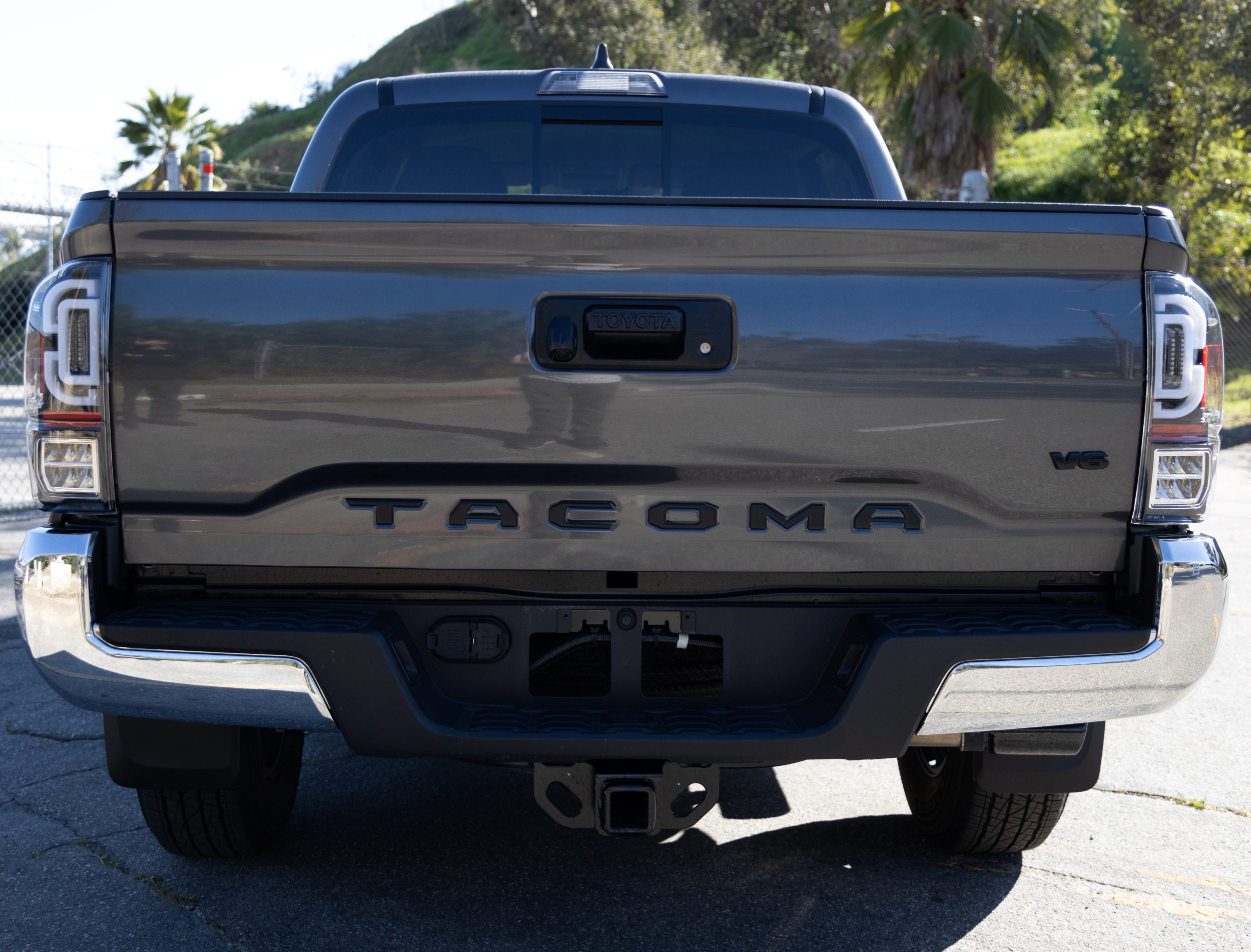 Winjet RENEGADE TAIL LIGHTS CTRNG0685-GBC-SQ