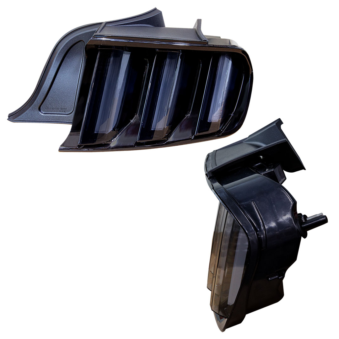 Winjet RENEGADE TAIL LIGHTS CTRNG0636-GBS