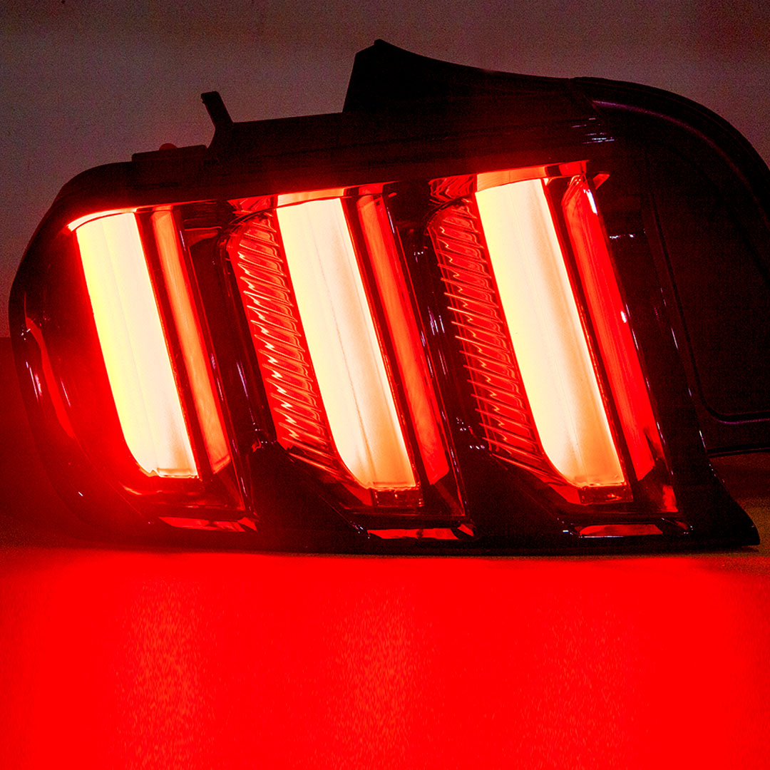 Winjet RENEGADE TAIL LIGHTS CTRNG0636-GBS