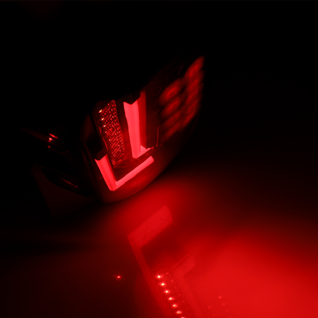 Winjet Winjet TAIL LIGHTS CTWJ-0377-BS