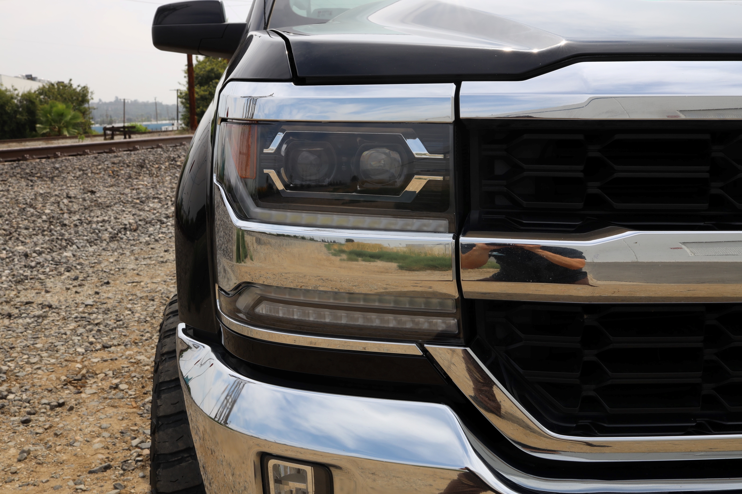 Winjet RENEGADE HEADLIGHTS CHRNG0673C-GBC-SQ