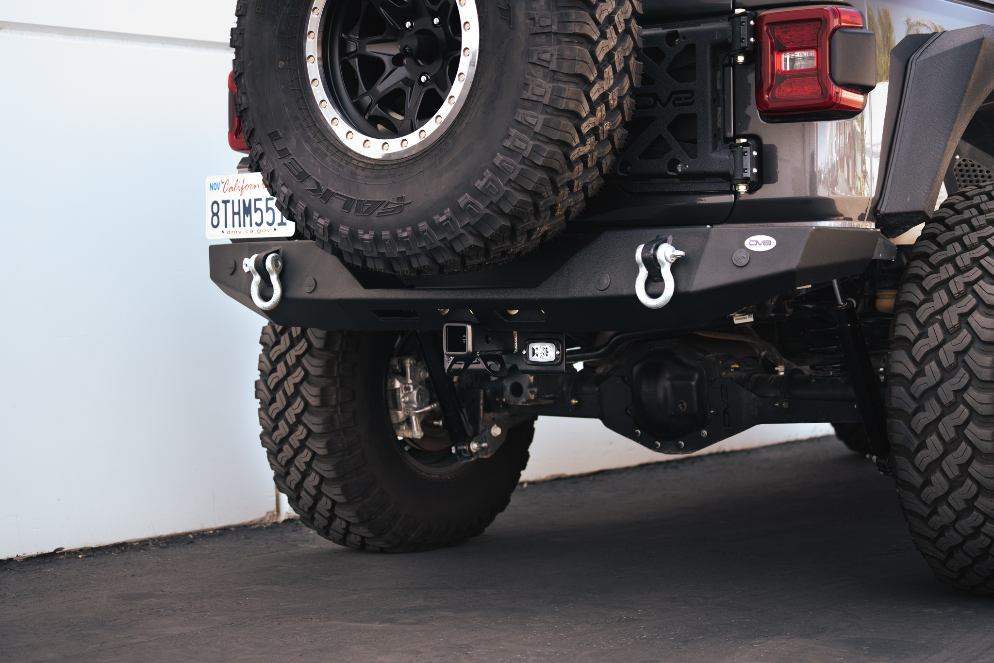 DV8 Offroad AHJP-02 07-22 JEEP WRANGLER JK/JL BOLT ON HITCH WITH CUBE LIGHTS AHJP-01