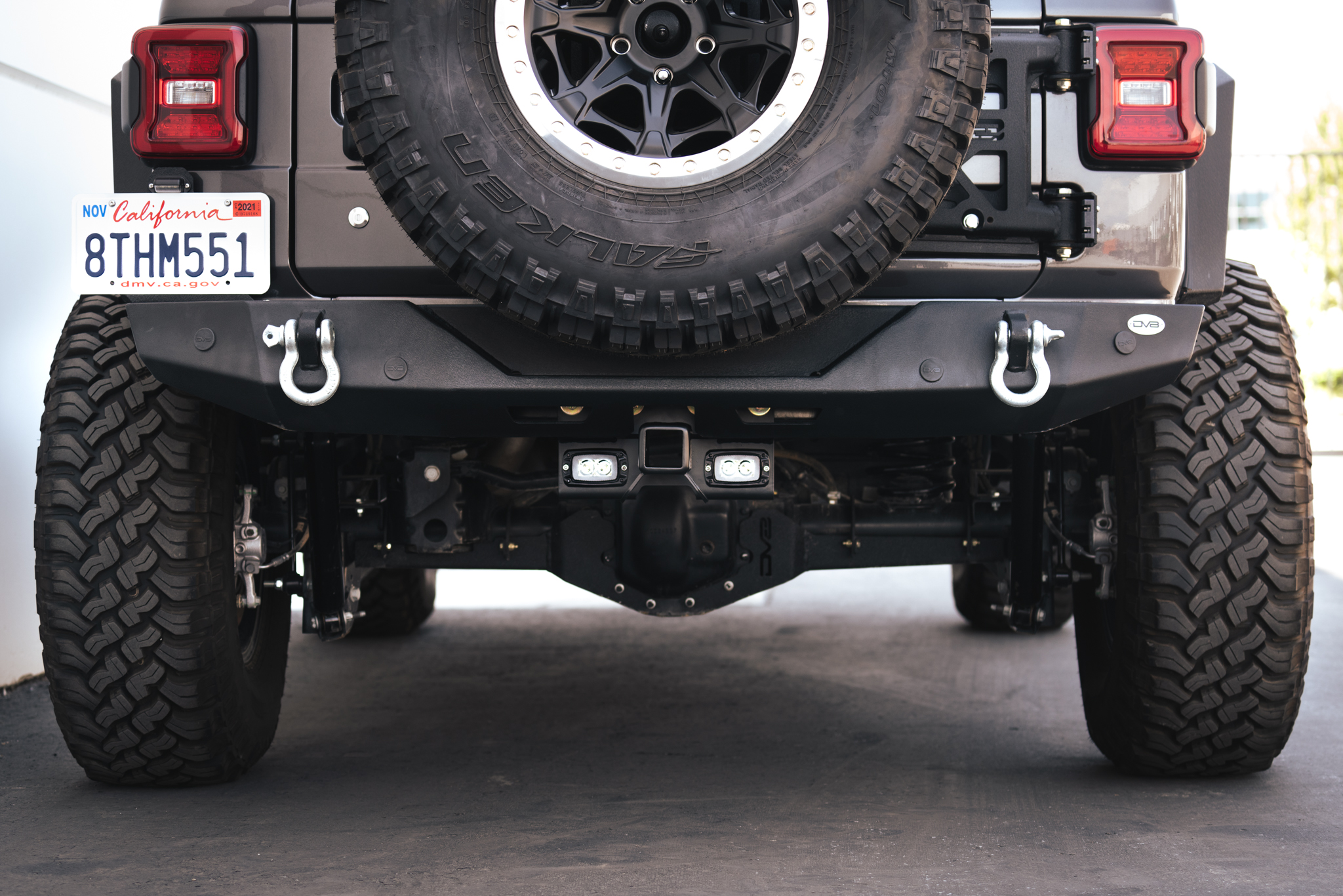 DV8 Offroad AHJP-02 07-22 JEEP WRANGLER JK/JL BOLT ON HITCH WITH CUBE LIGHTS AHJP-01