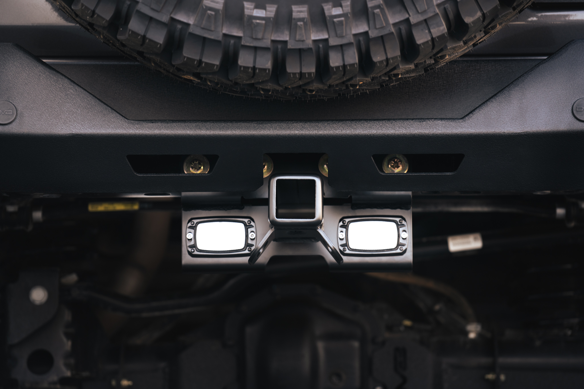 DV8 Offroad AHJP-02 07-22 JEEP WRANGLER JK/JL BOLT ON HITCH WITH CUBE LIGHTS AHJP-01