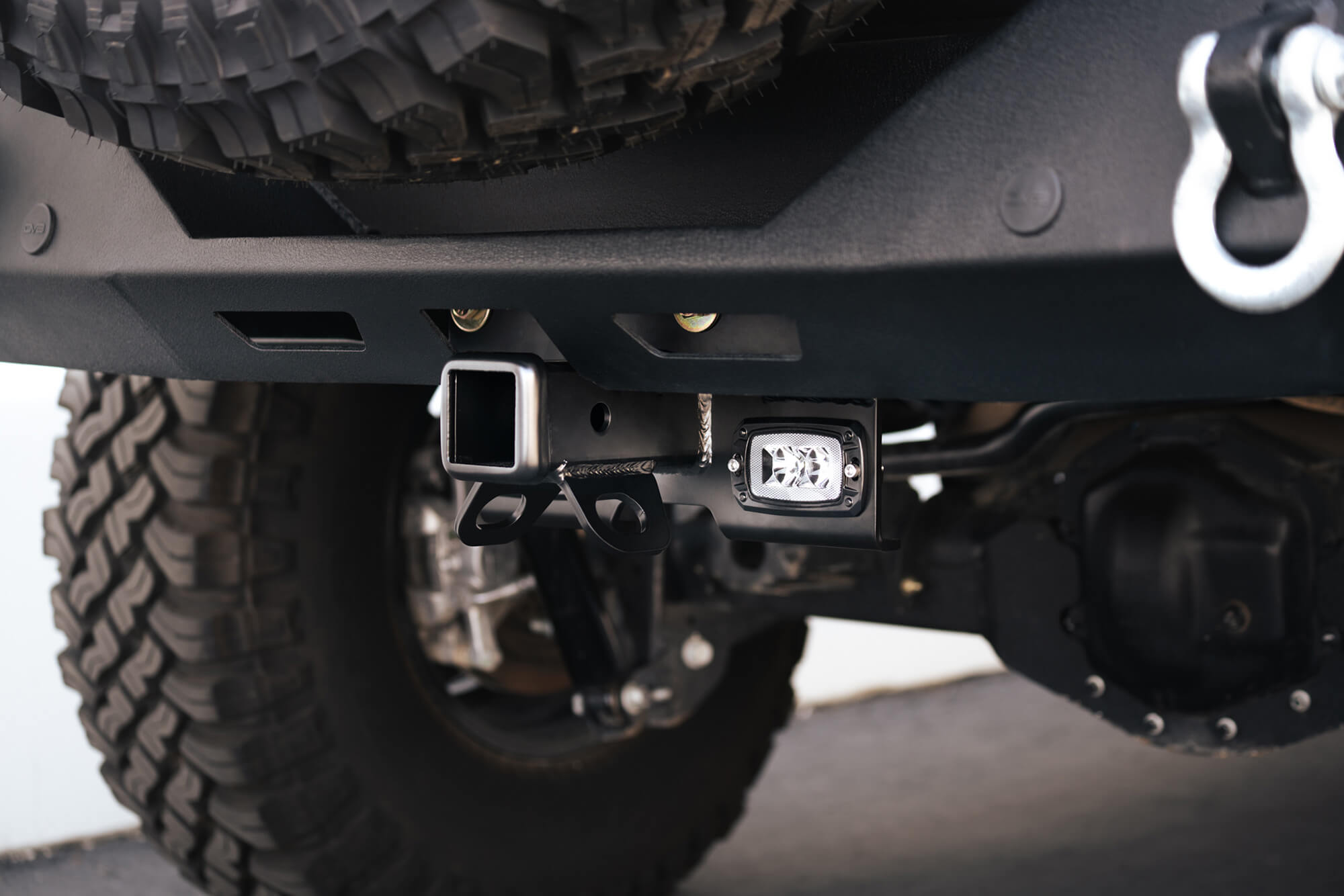 DV8 Offroad AHJP-02 07-22 JEEP WRANGLER JK/JL BOLT ON HITCH WITH CUBE LIGHTS AHJP-01