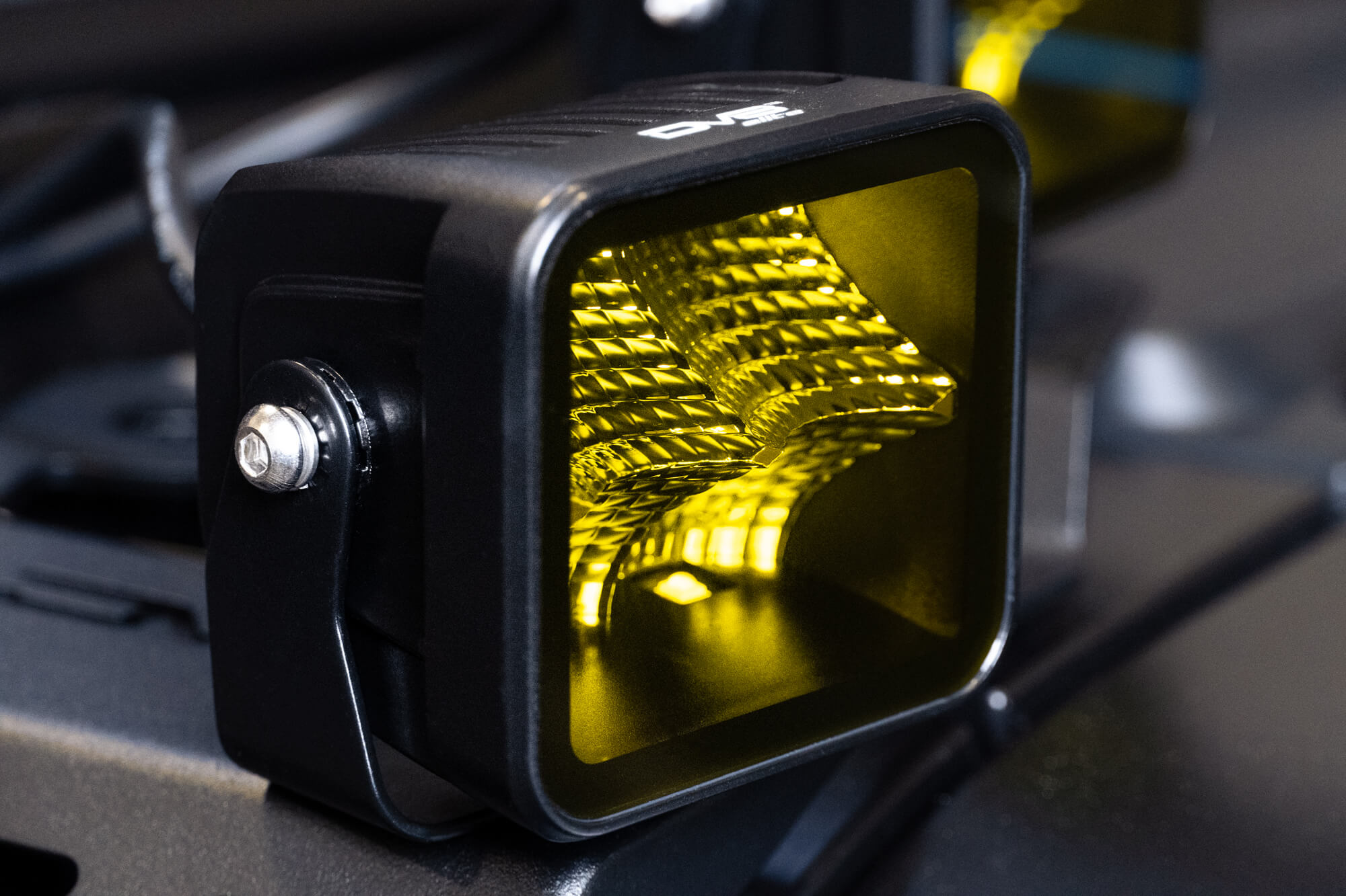 DV8 Offroad Pod Light BE3EW40W-A