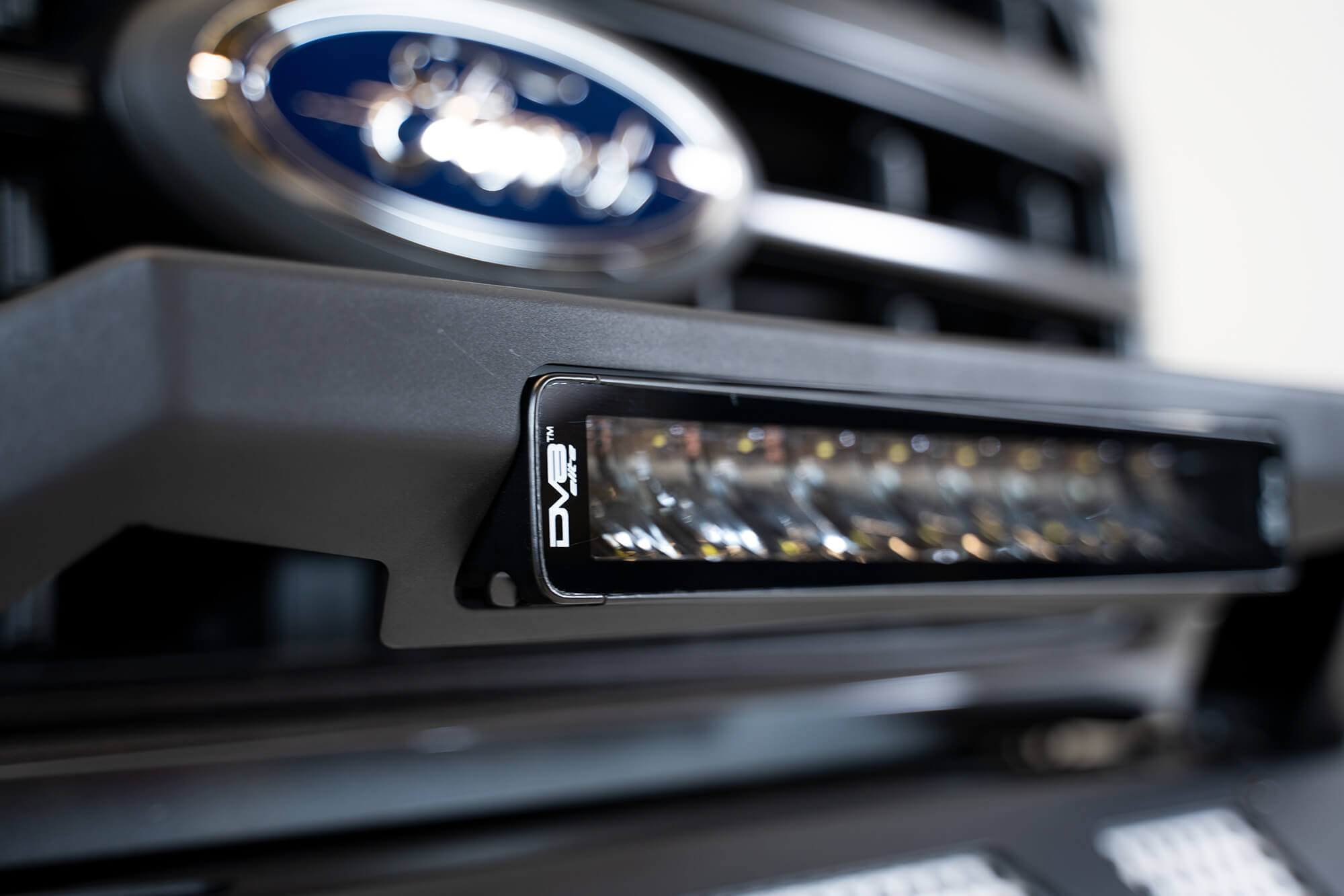 DV8 Offroad UNVL 13in. HIGH PROFILE LED LIGHT BAR w/ FLOOD/SPOT COMBO PATTERN/SIDE MOUNTS BE13EW45W