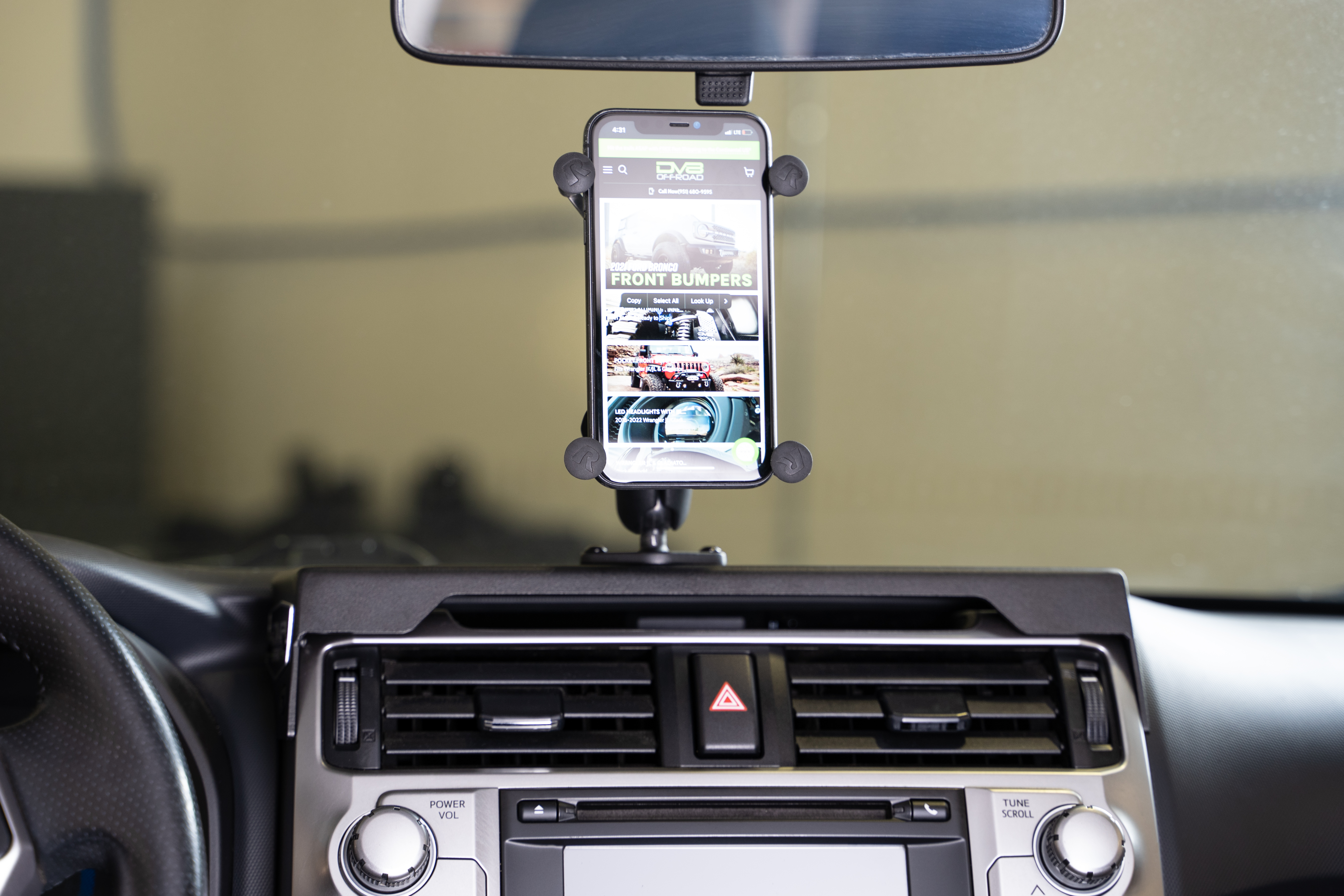 DV8 Offroad Dash Mount DMT3-01