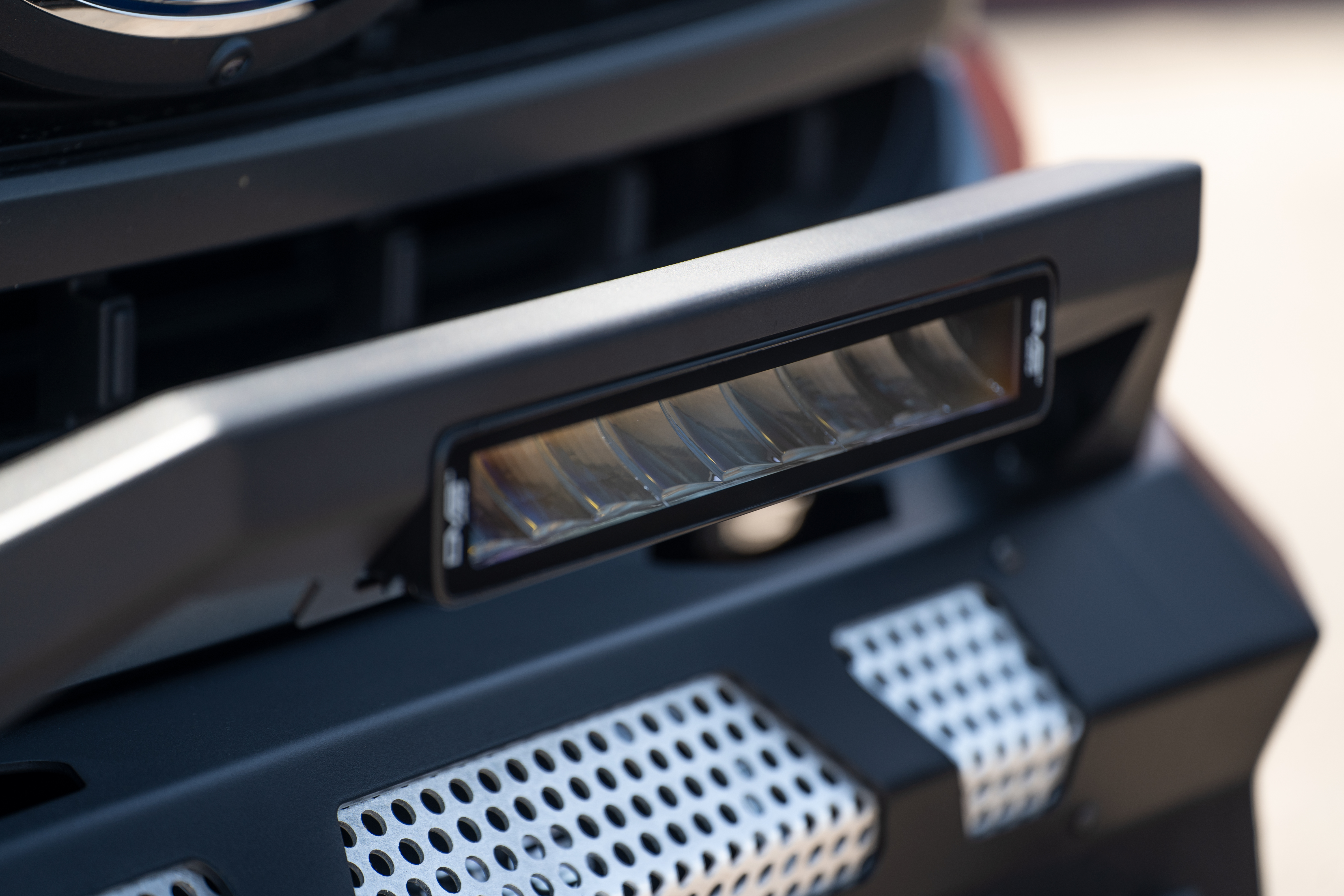 DV8 Offroad UNVL 13in. HIGH PROFILE LED LIGHT BAR w/ FLOOD/SPOT COMBO PATTERN/SIDE MOUNTS BE13EW45W