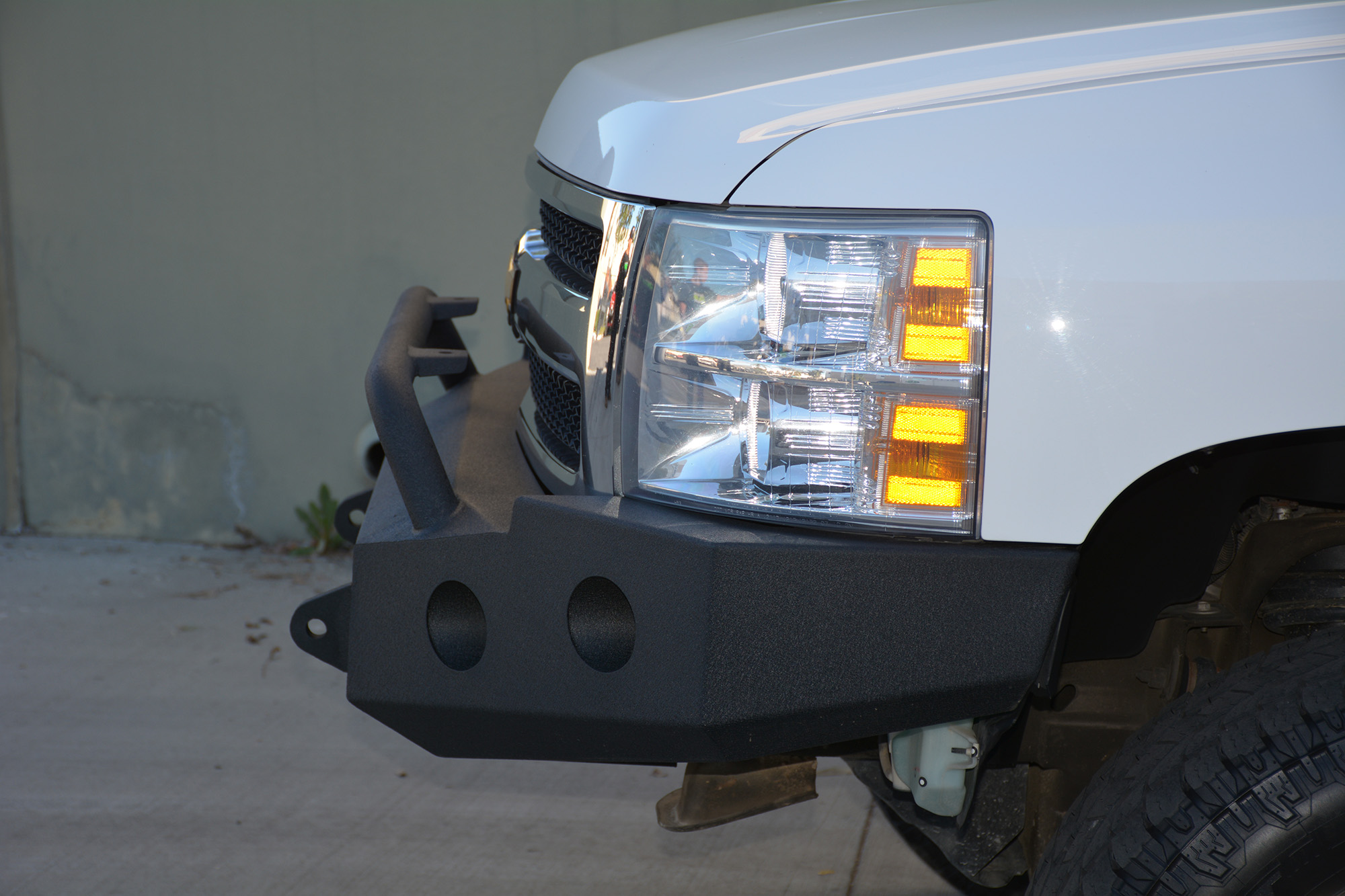 DV8 Offroad Truck Front Full Size Bumper FBCS1-01