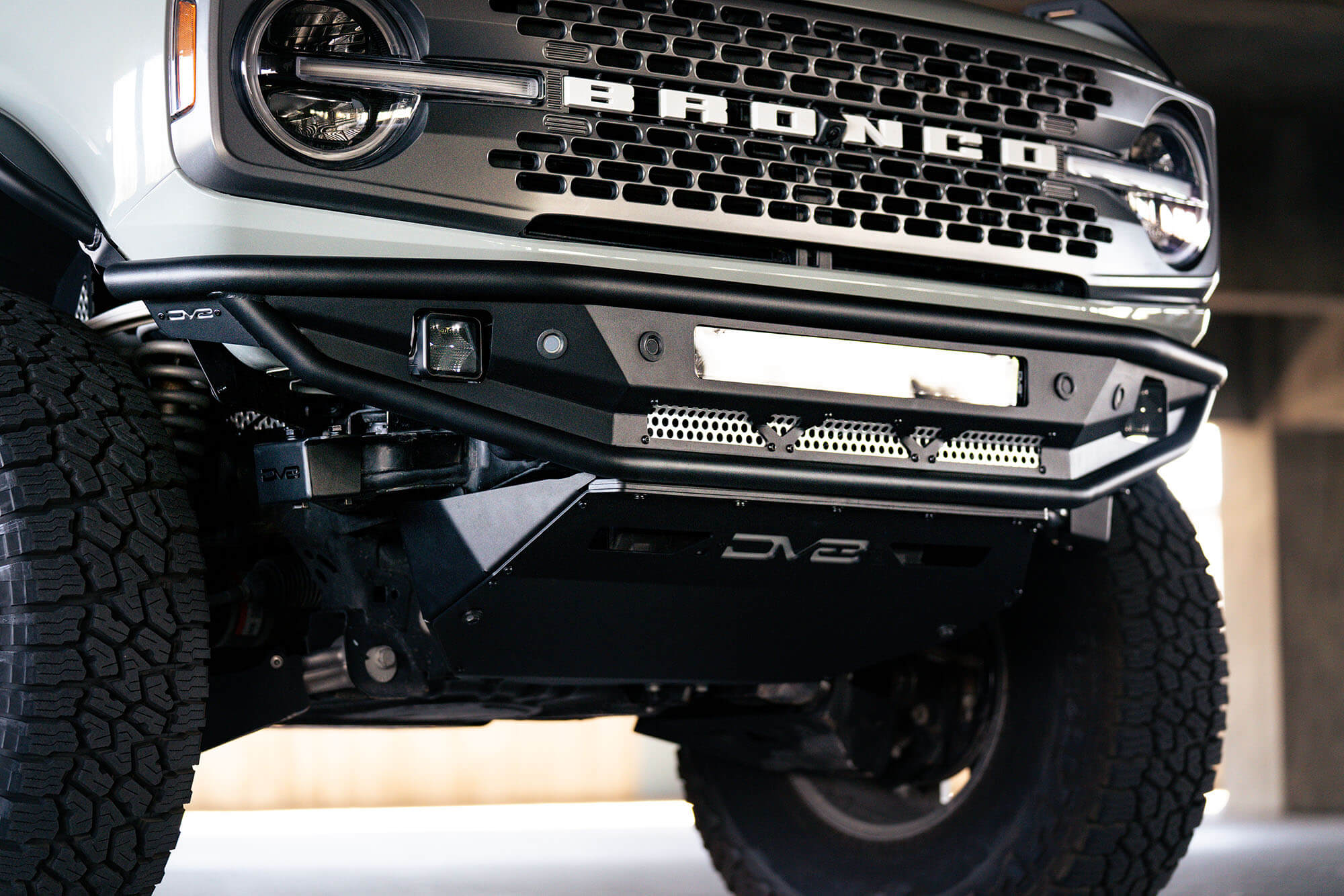 DV8 Offroad Front Bumper FBBR-04