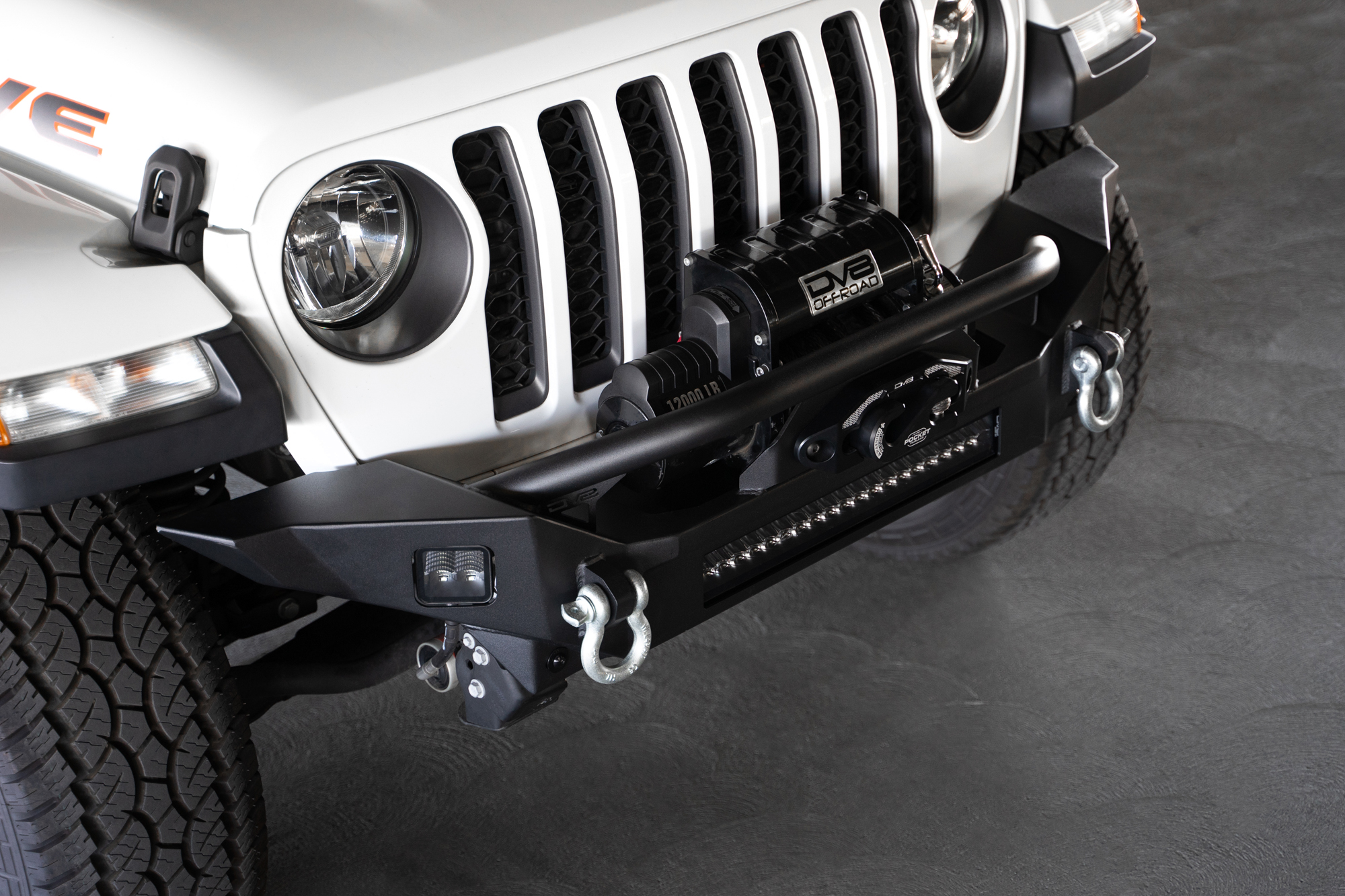 DV8 Offroad Jeep Wrangler JL & Gladiator JT FS-7 Mid-Width Winch Front Bumper FBJL-07