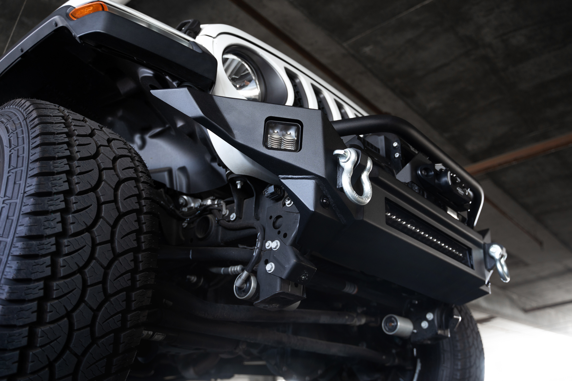 DV8 Offroad Jeep Wrangler JL & Gladiator JT FS-7 Mid-Width Winch Front Bumper FBJL-07