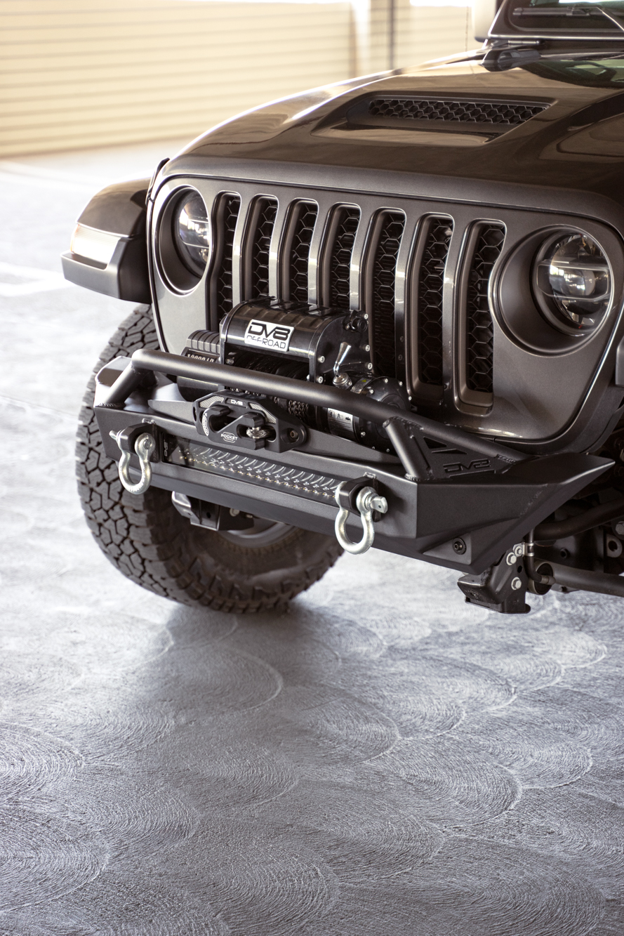 DV8 Offroad Jeep Wrangler JK/JL & Gladiator JT FS-1 Series Stubby Front Bumper FBJL-11
