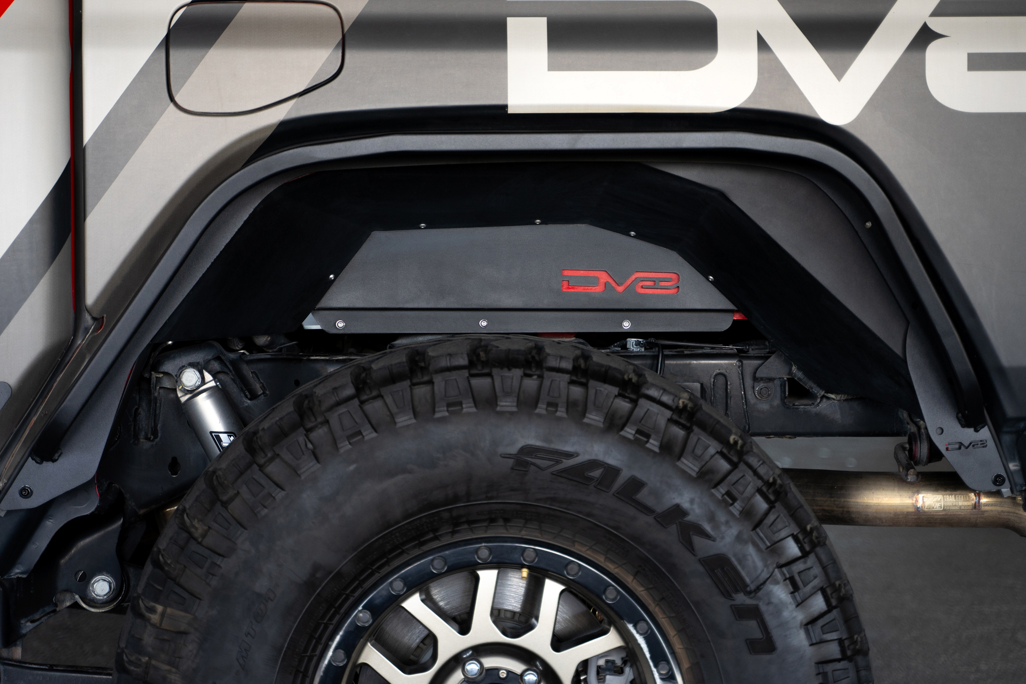 DV8 Offroad Jeep Gladiator JT Slim Fender Flares FDGL-07