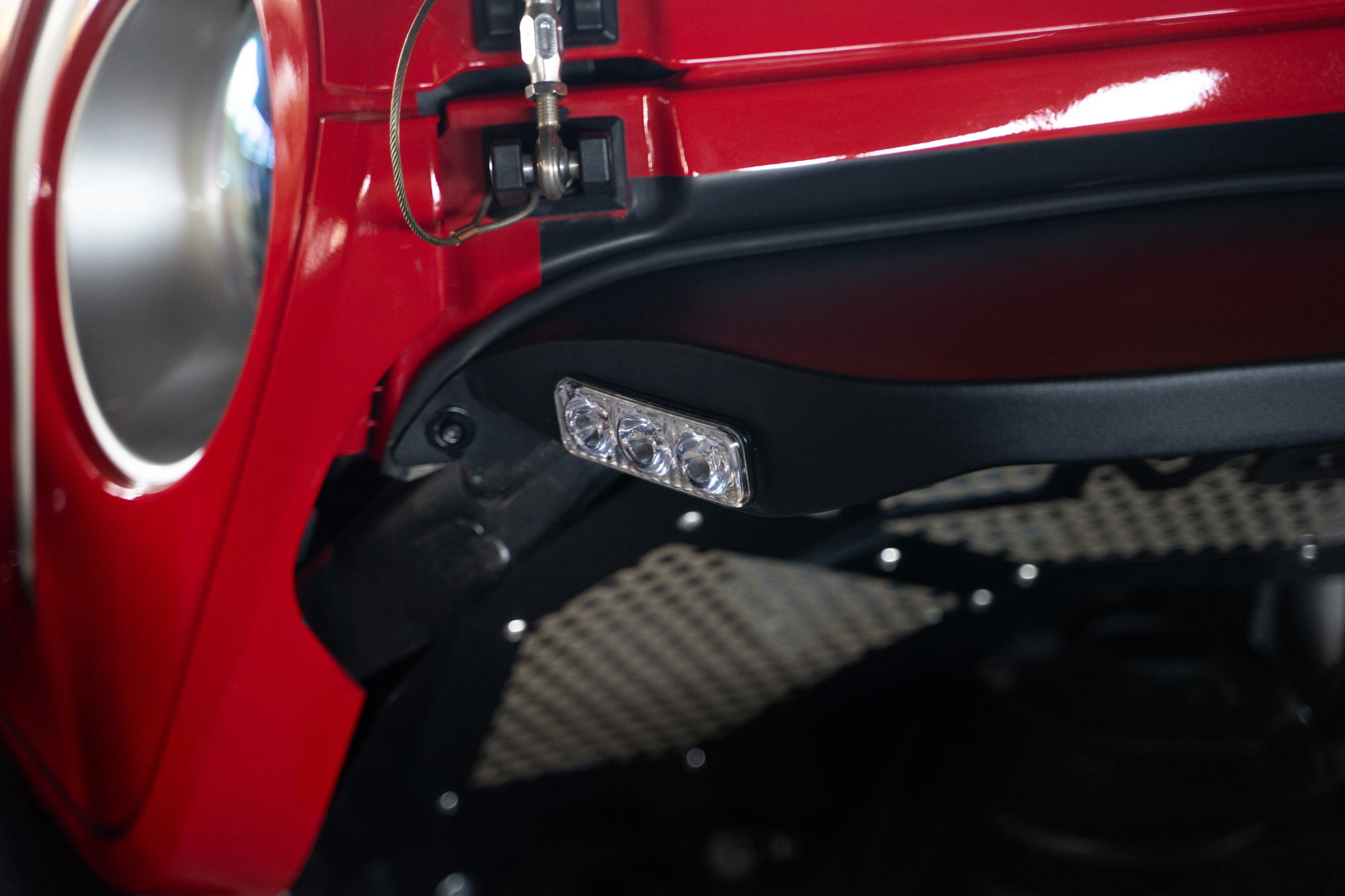 DV8 Offroad Jeep Gladiator JT Slim Fender Flares FDGL-07