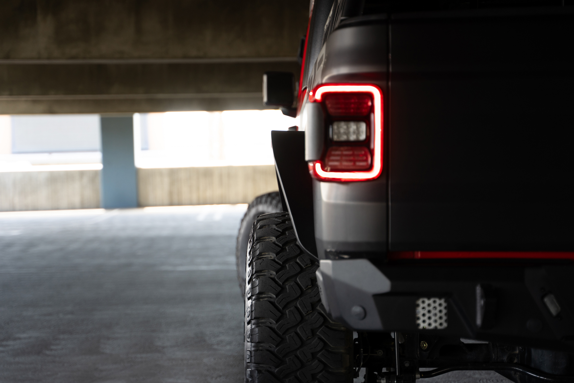 DV8 Offroad Jeep Gladiator JT Slim Fender Flares FDGL-07