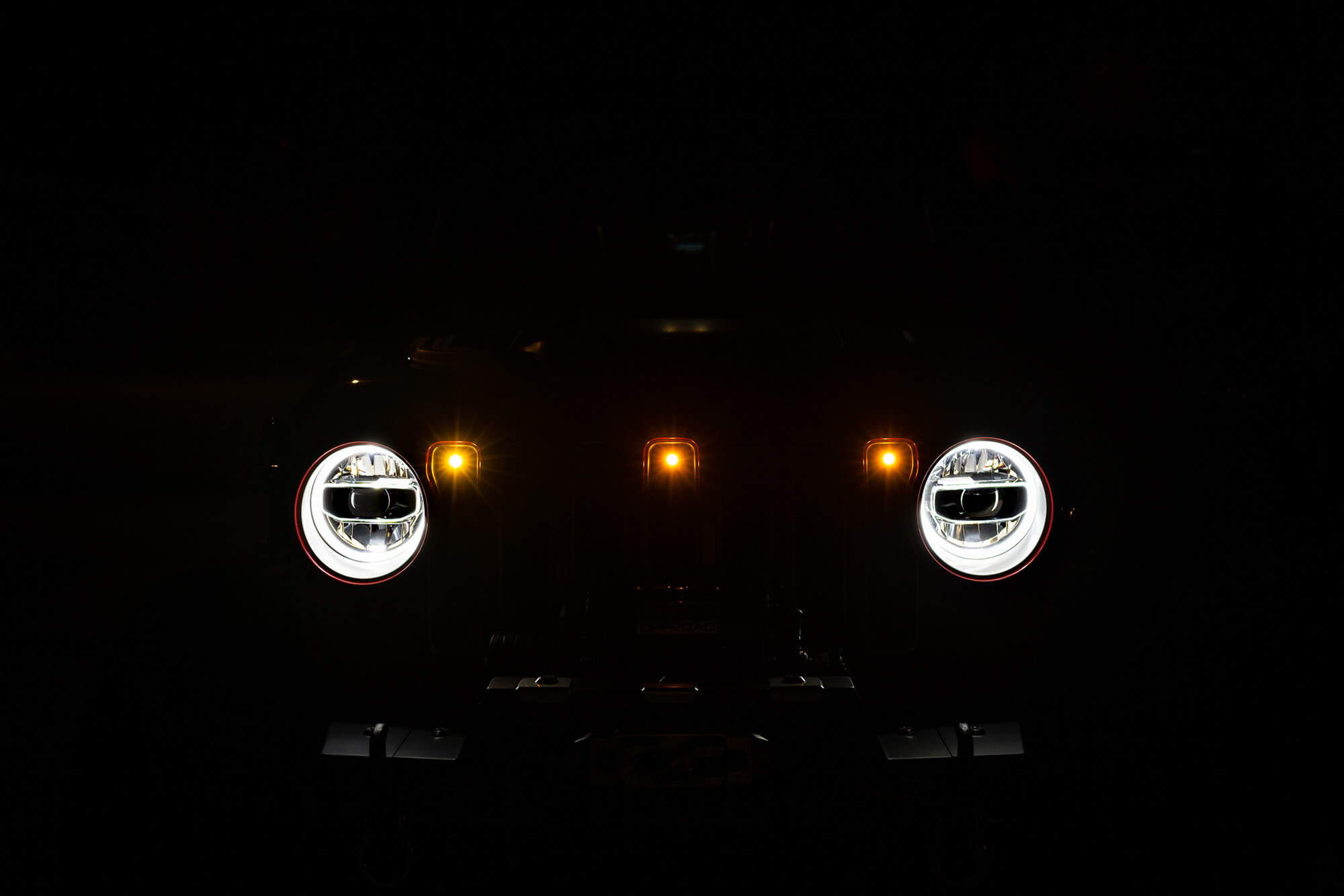 DV8 Offroad GRJL-02 18-22 JEEP WRANGLER JL FRONT GRILL AMBER ACCENT LIGHTS GRJL-02