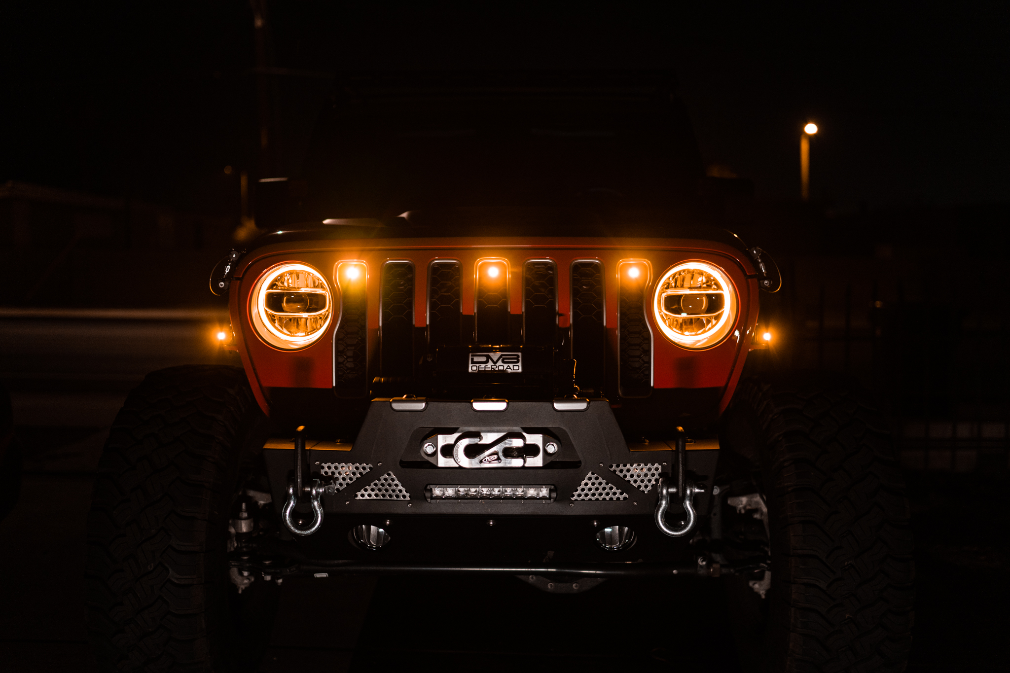 DV8 Offroad GRJL-02 18-22 JEEP WRANGLER JL FRONT GRILL AMBER ACCENT LIGHTS GRJL-02