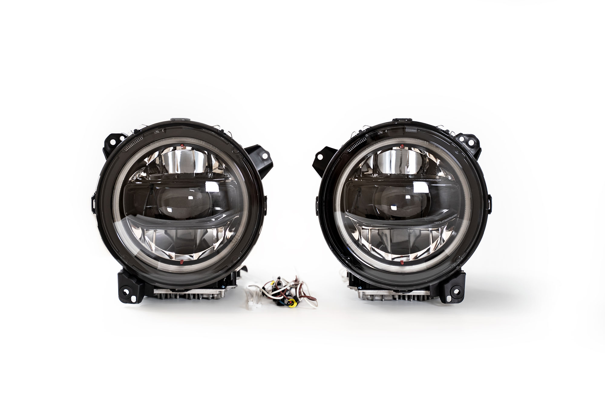 DV8 Offroad 2018-22 Jeep JL & 2020-22 Jeep JT LED Headlights; Black HLCJL-02