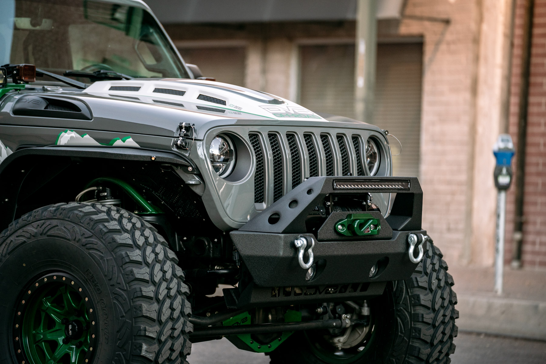 DV8 Offroad Hood; Heat Dispersion HDMBJL-01