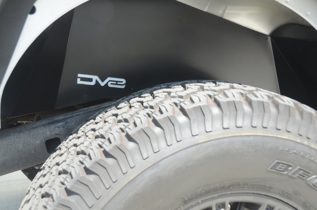 DV8 Offroad Inner Fender; Rear; Black Finish INFEND-01RB