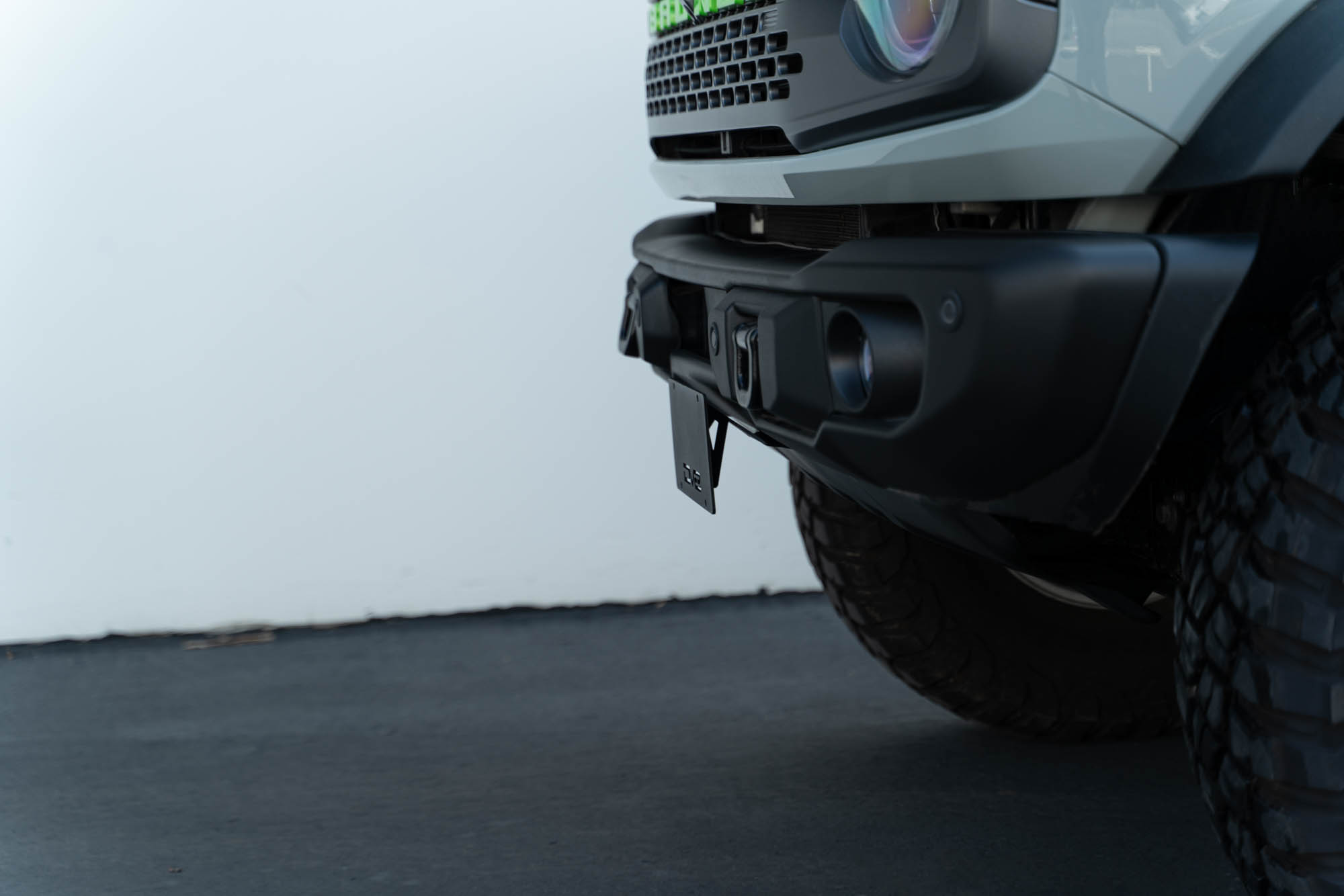 DV8 Offroad Ford Bronco Capable Bumper Front License Plate Mount LPBR-04