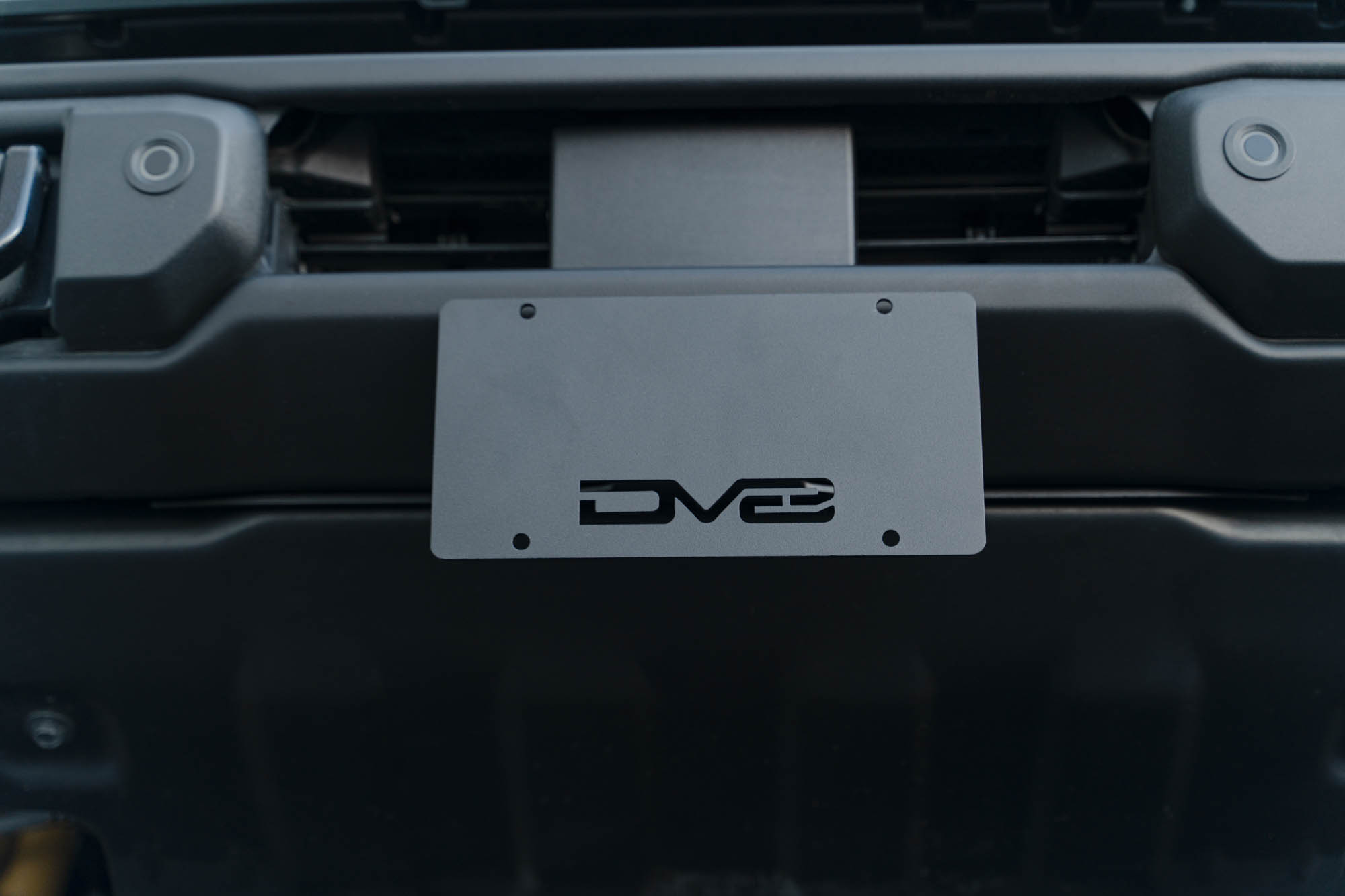 DV8 Offroad Ford Bronco Capable Bumper Front License Plate Mount LPBR-04