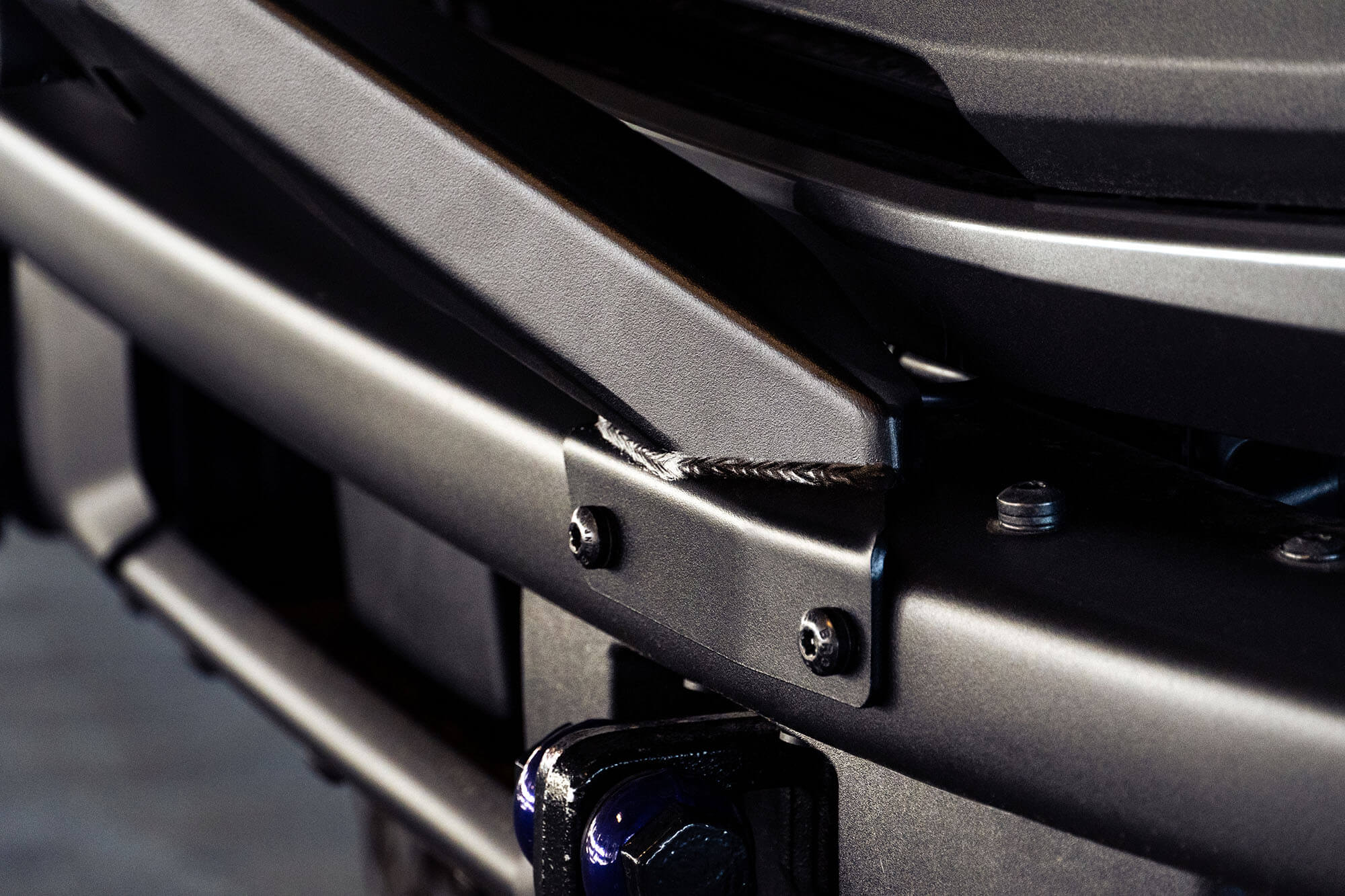 DV8 Offroad Bull Bar LBBR-04