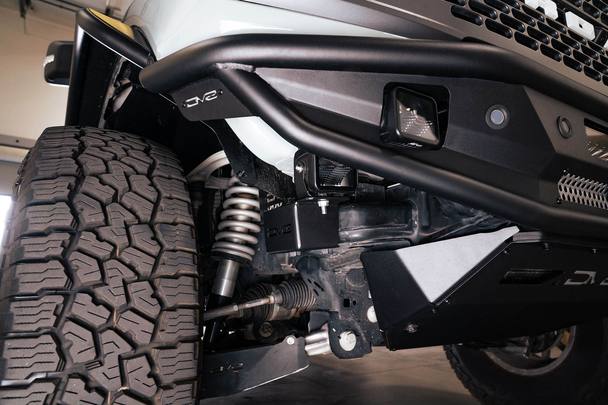 DV8 Offroad Crash Bar Caps LBBR-07