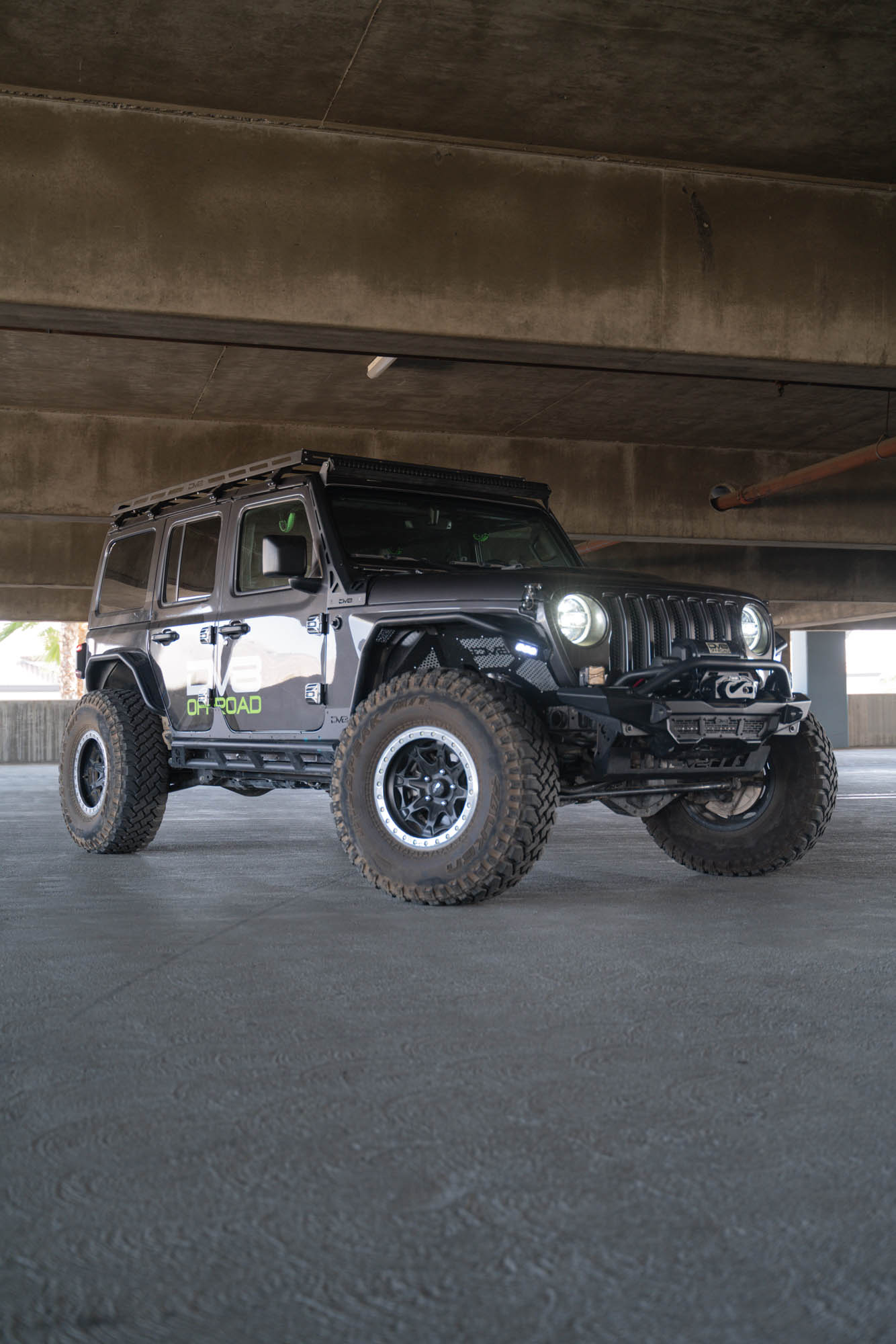 DV8 Offroad Jeep Wrangler JL & Gladiator JT Light Bar Mount LBJL-10