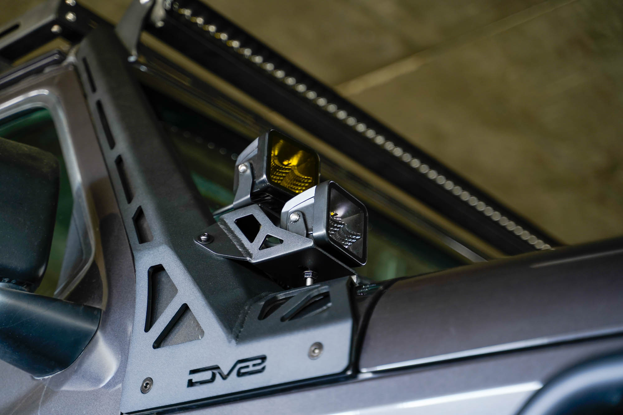 DV8 Offroad Jeep Wrangler JL & Gladiator JT A-Pillar Dual Light Pod Mounts LBJL-11