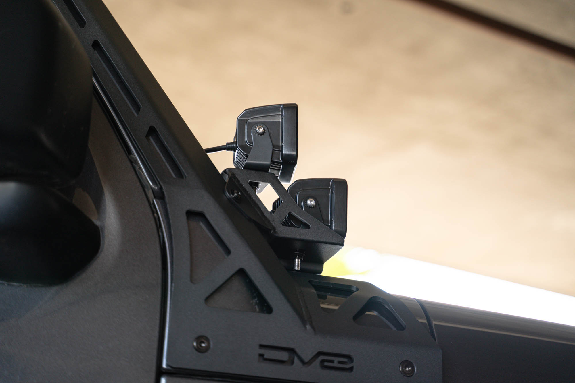 DV8 Offroad Jeep Wrangler JL & Gladiator JT A-Pillar Dual Light Pod Mounts LBJL-11