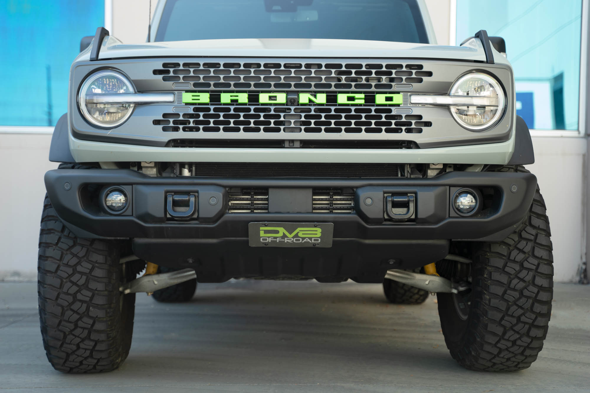 DV8 Offroad Ford Bronco Capable Bumper Slanted Front License Plate Mount LPBR-05