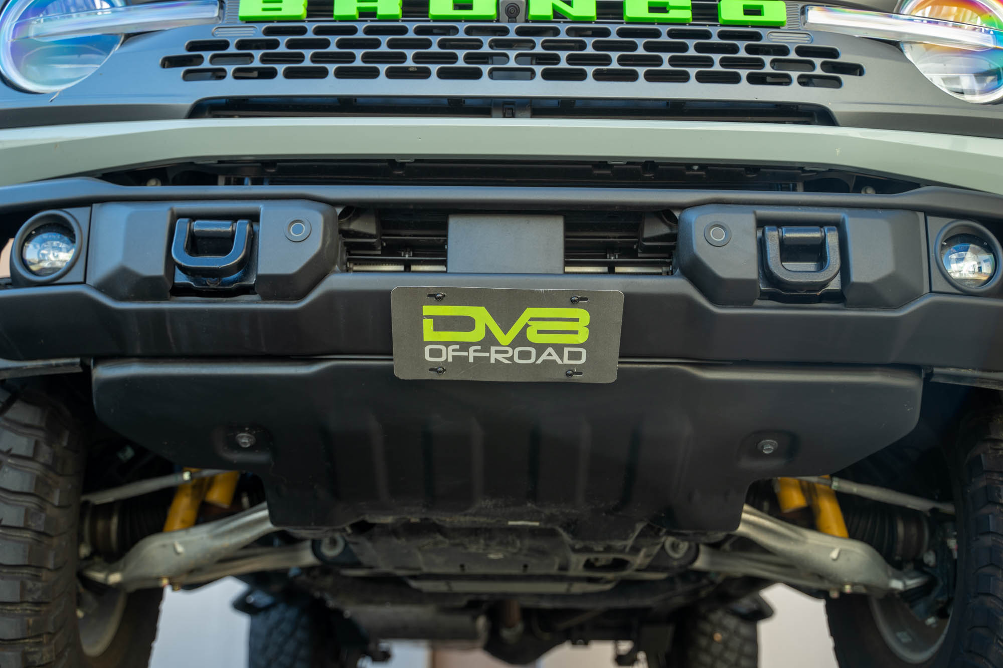 DV8 Offroad Ford Bronco Capable Bumper Slanted Front License Plate Mount LPBR-05