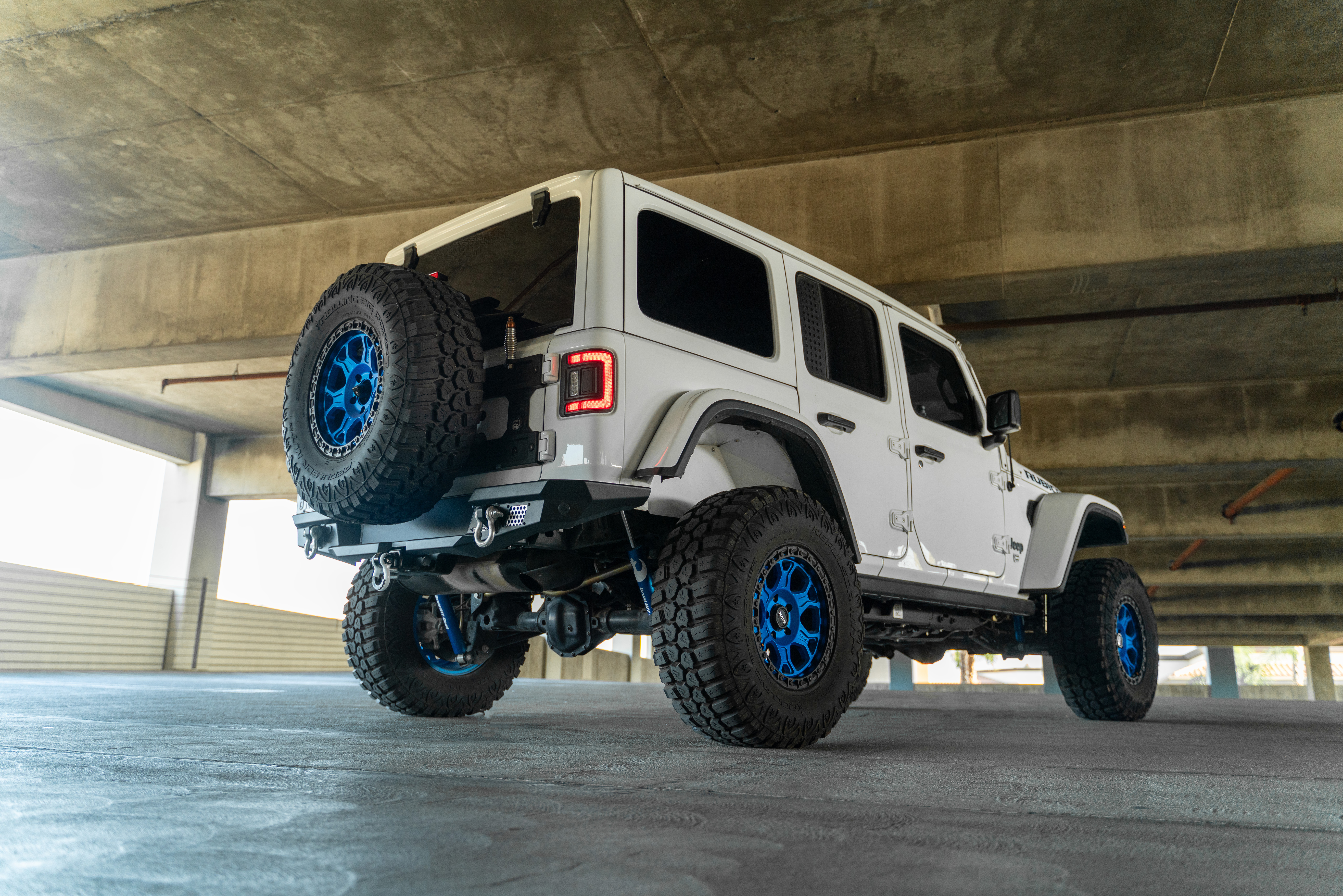 DV8 Offroad Jeep Wrangler JL MTO Series Rear Bumper w/ Optional Tire Carrier RBJL-13