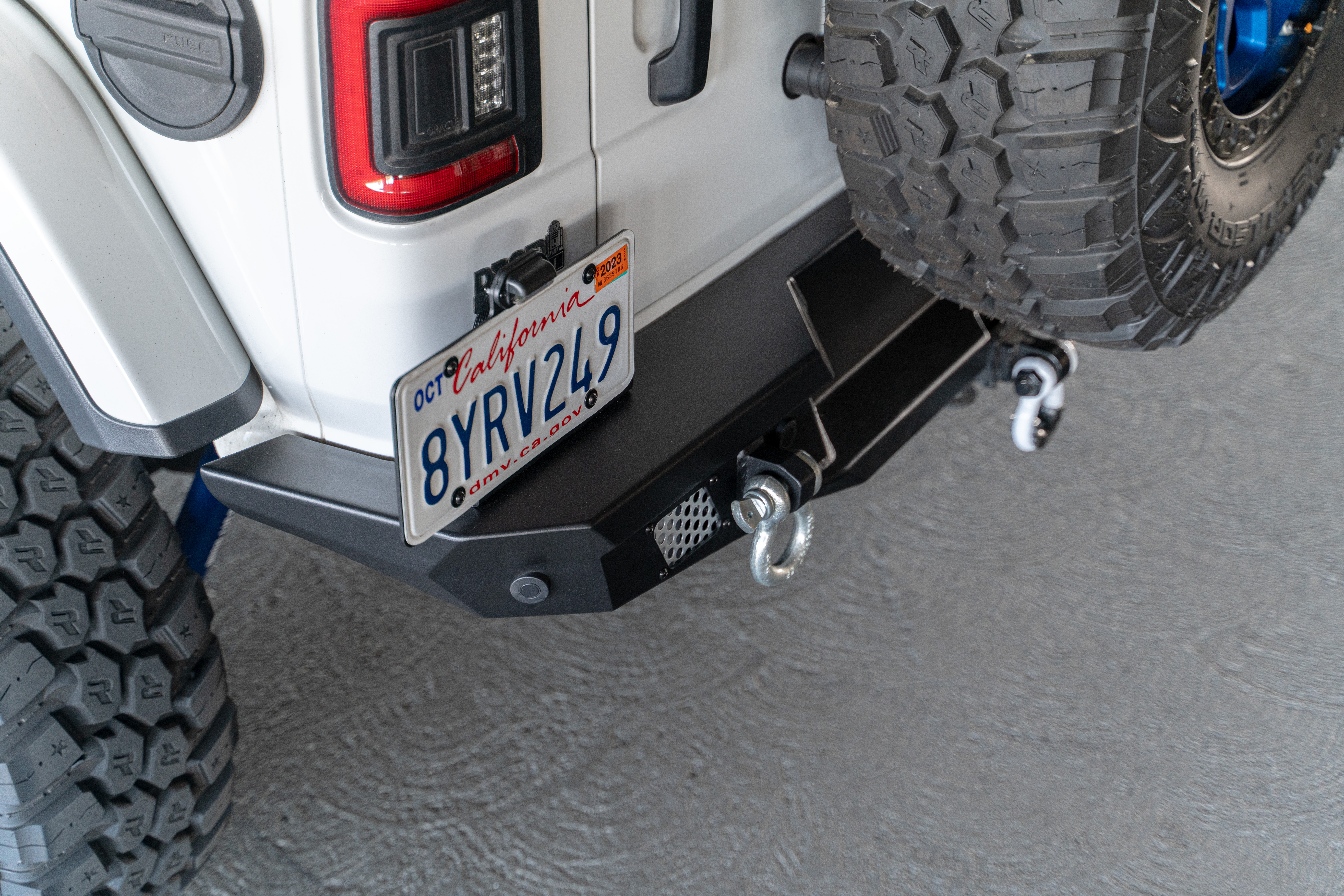 DV8 Offroad Jeep Wrangler JL MTO Series Rear Bumper w/ Optional Tire Carrier RBJL-13