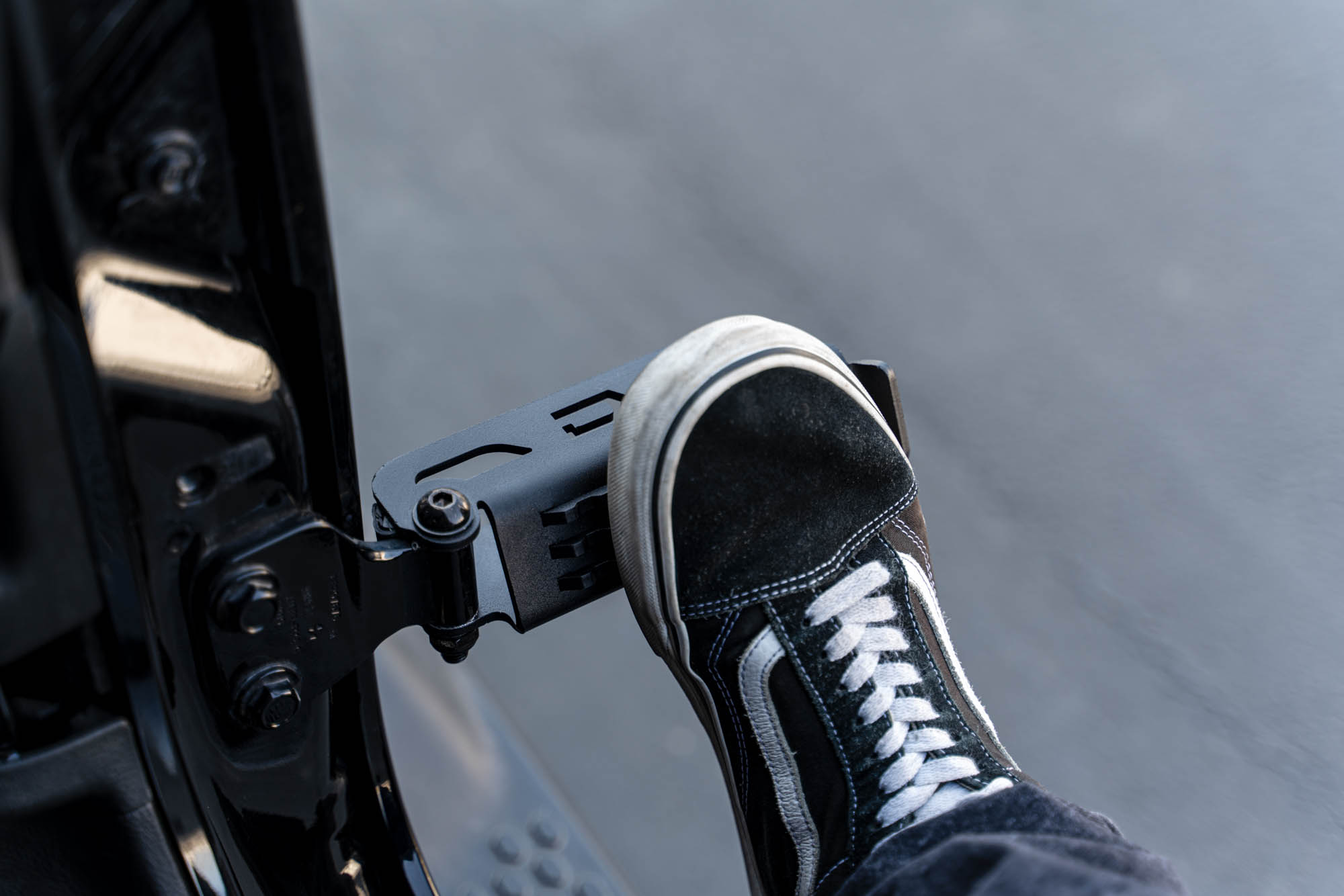 DV8 Offroad Jeep Wrangler JK/JL & Gladiator JT Foot Pegs STJL-05