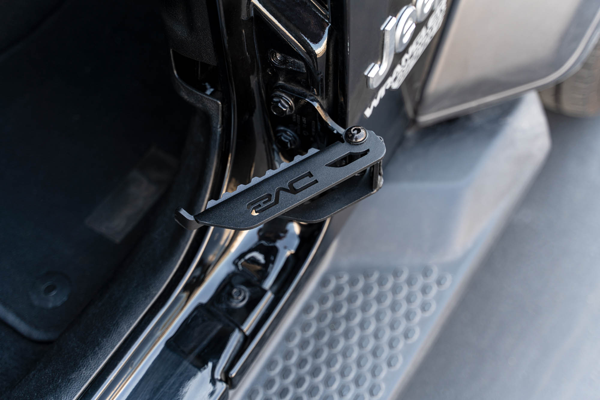 DV8 Offroad Jeep Wrangler JK/JL & Gladiator JT Foot Pegs STJL-05