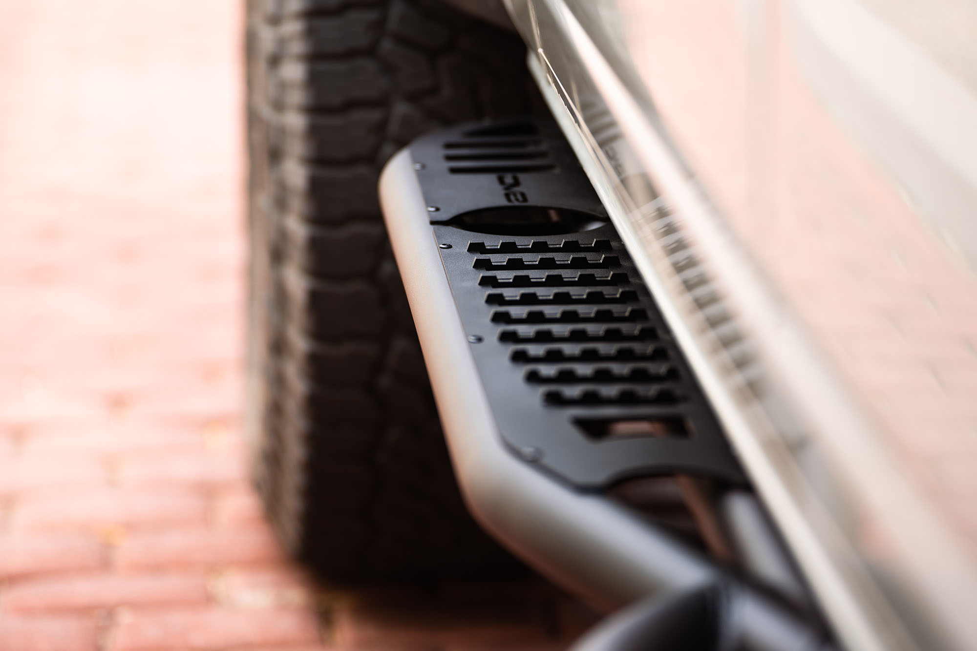 DV8 Offroad 2021-22 Ford Bronco; OE Plus Series Side Steps? SRBR-02