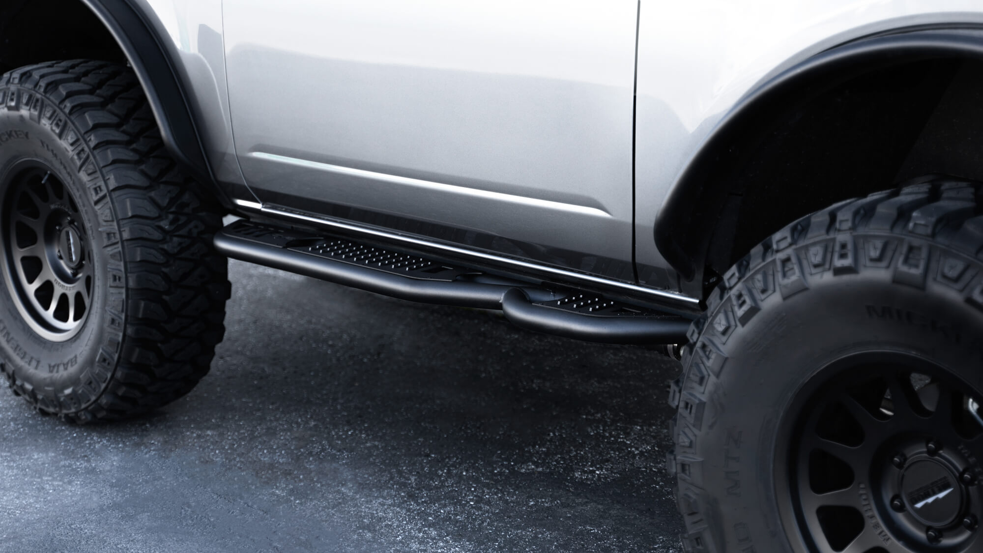 DV8 Offroad Side Steps SRBR-05