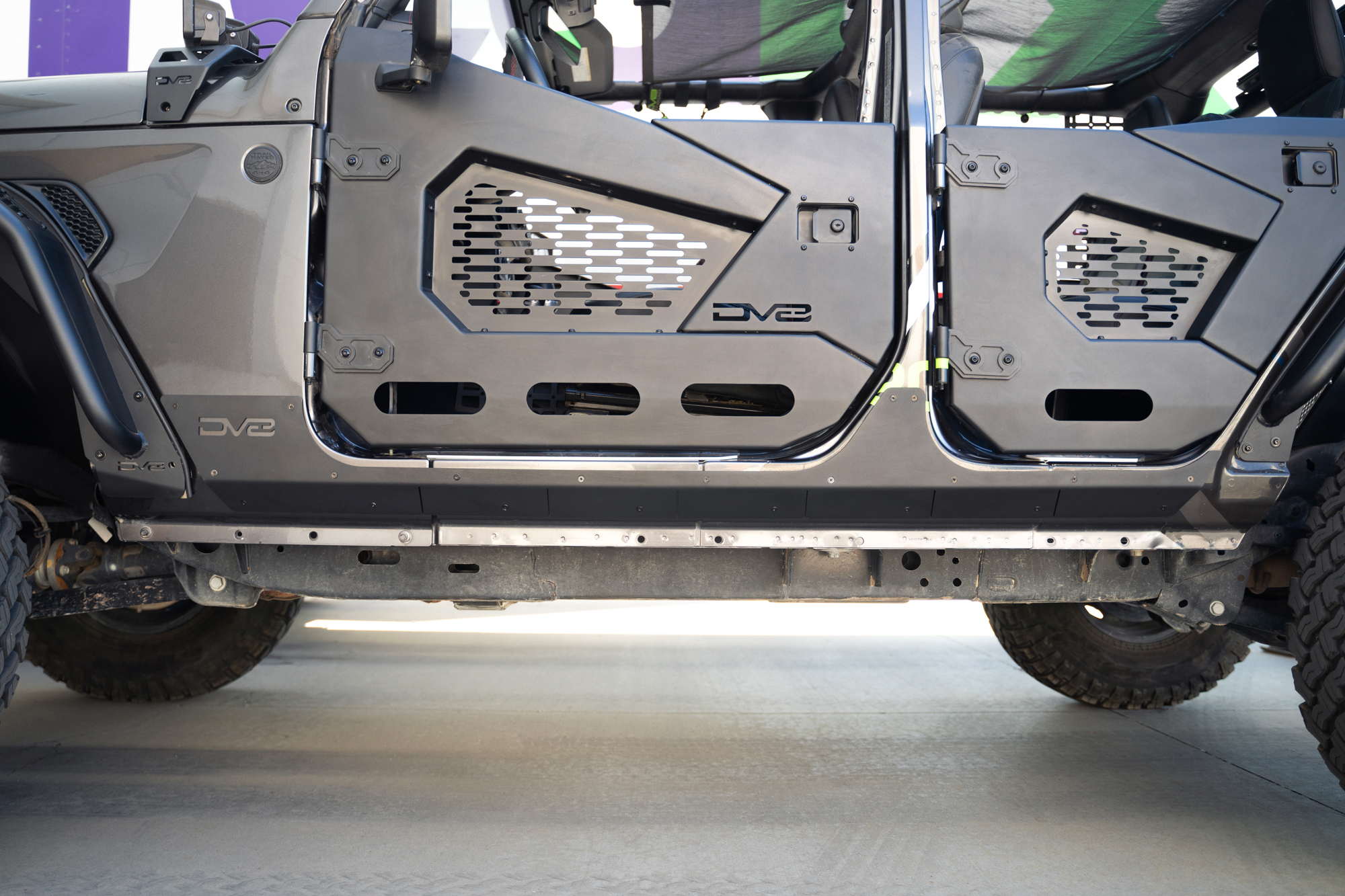 DV8 Offroad Jeep Wrangler JL 4-Door Rock Skins SRJL-09