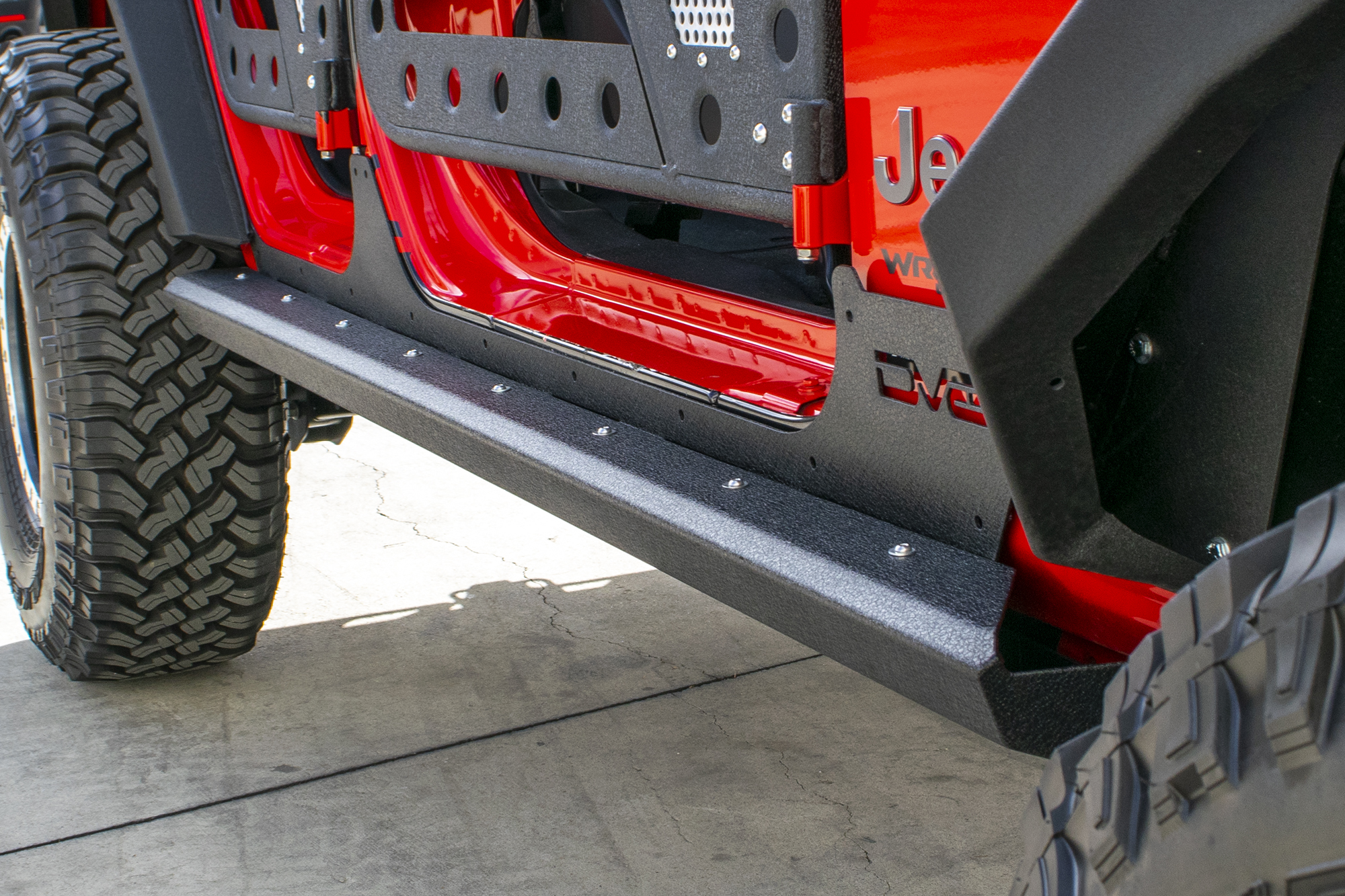 DV8 Offroad Rock Slider with Rock Skin SRSOTB-13