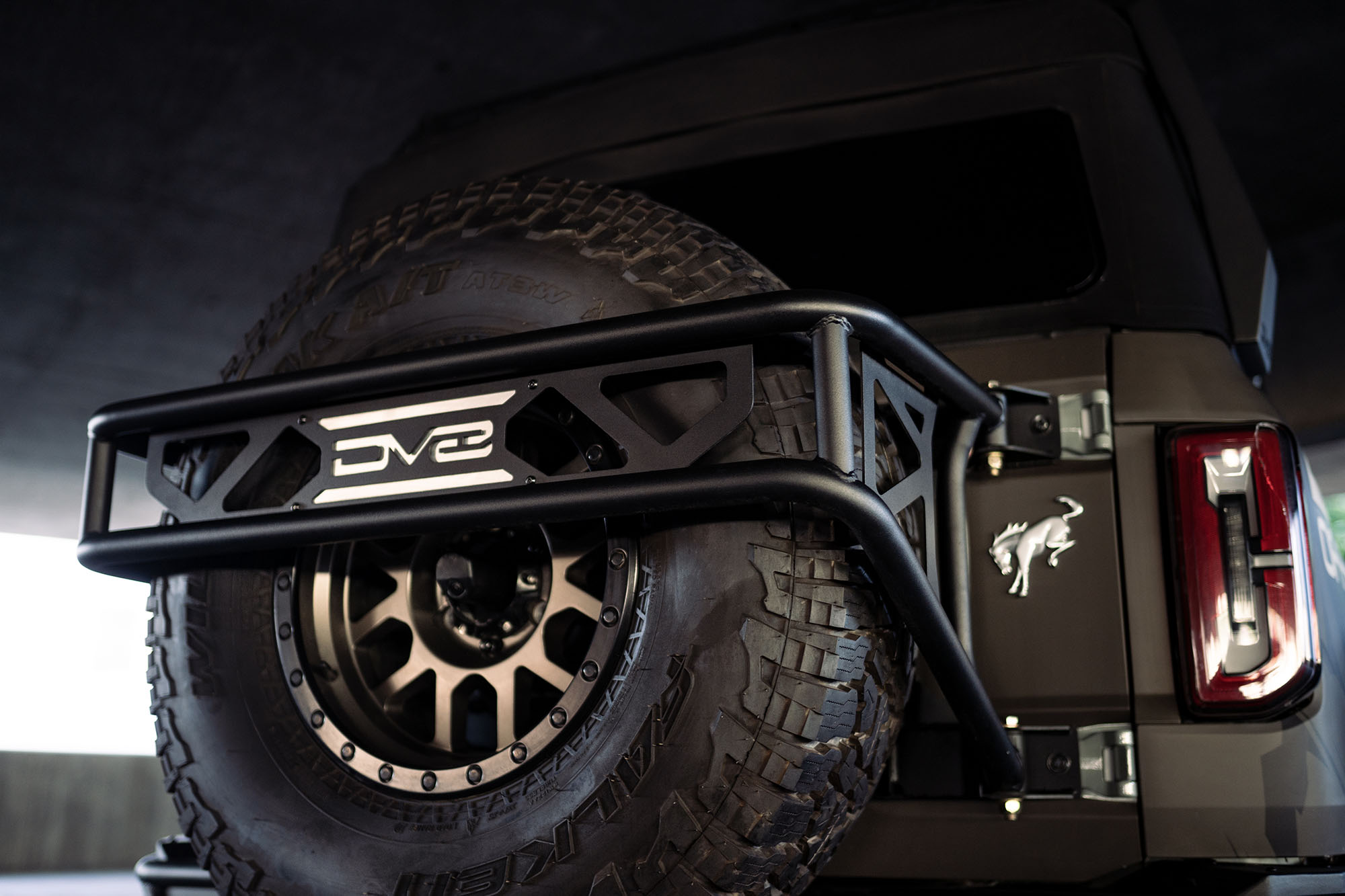 DV8 Offroad Tire Delete TCBR-01