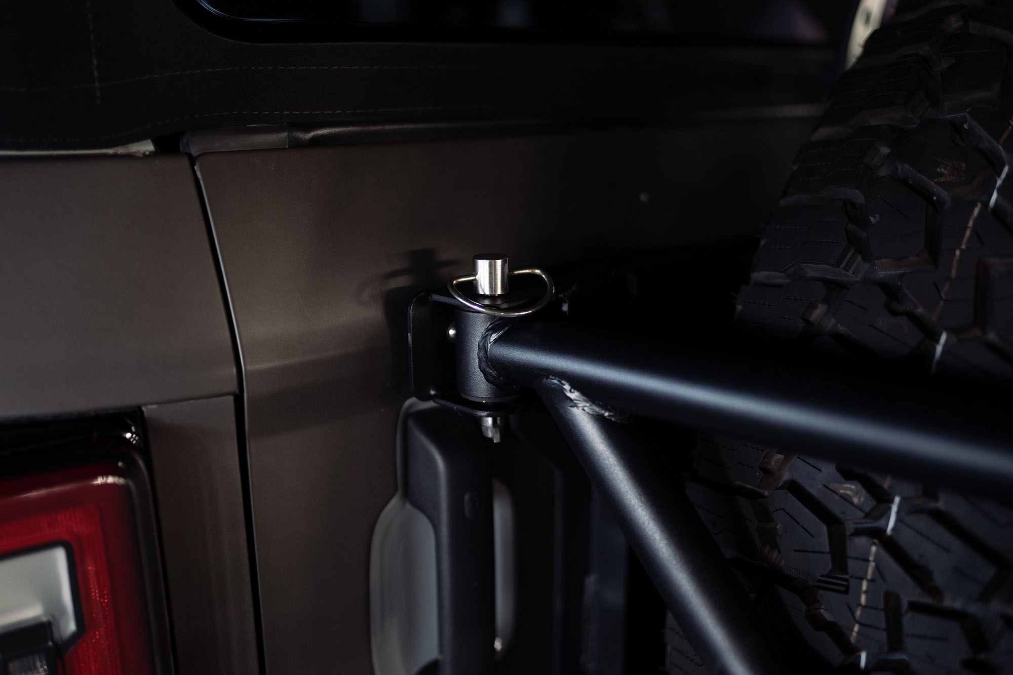 DV8 Offroad Tire Delete TCBR-01