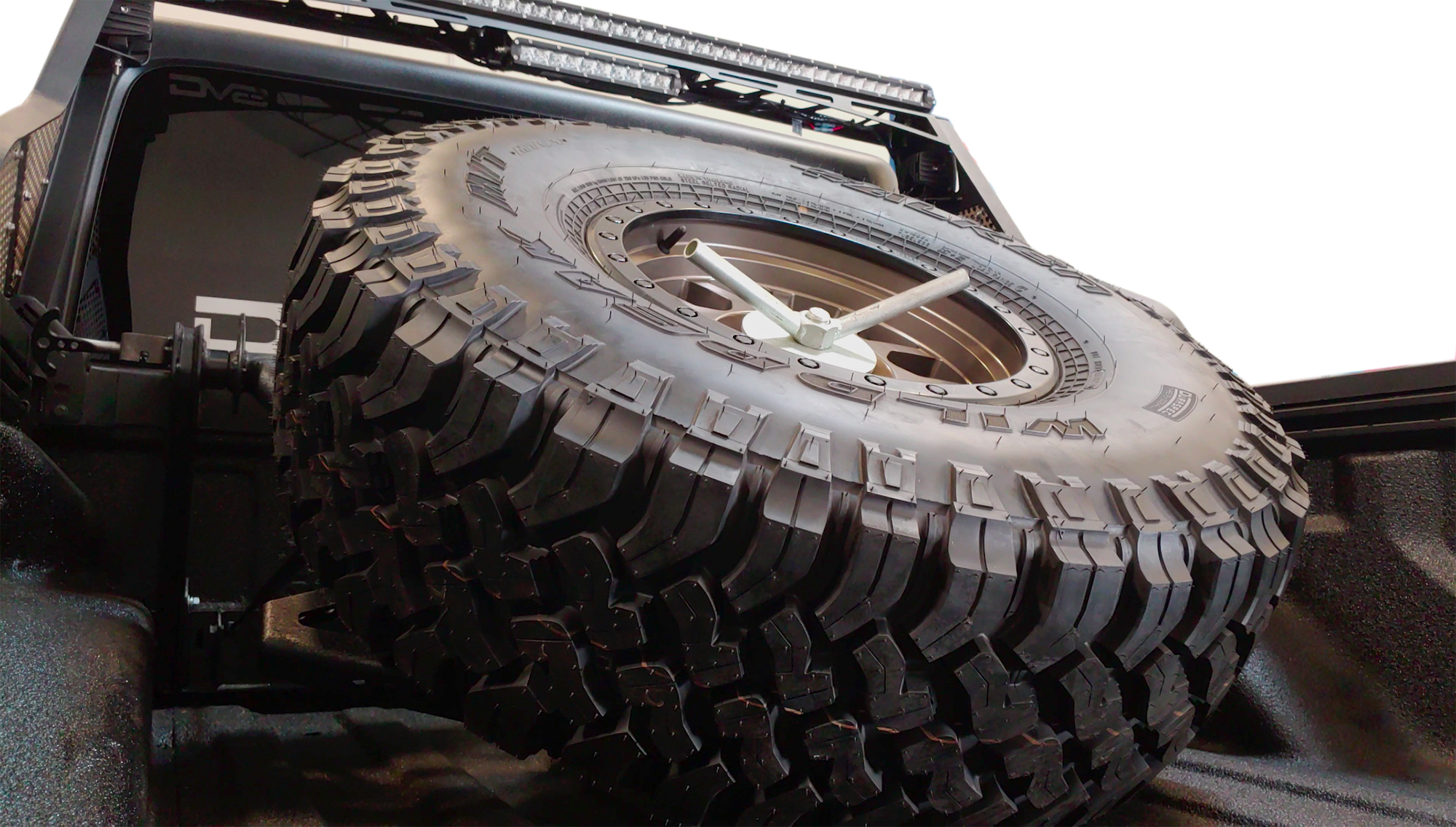 DV8 Offroad Adjustable Tire Carrier TCGL-01